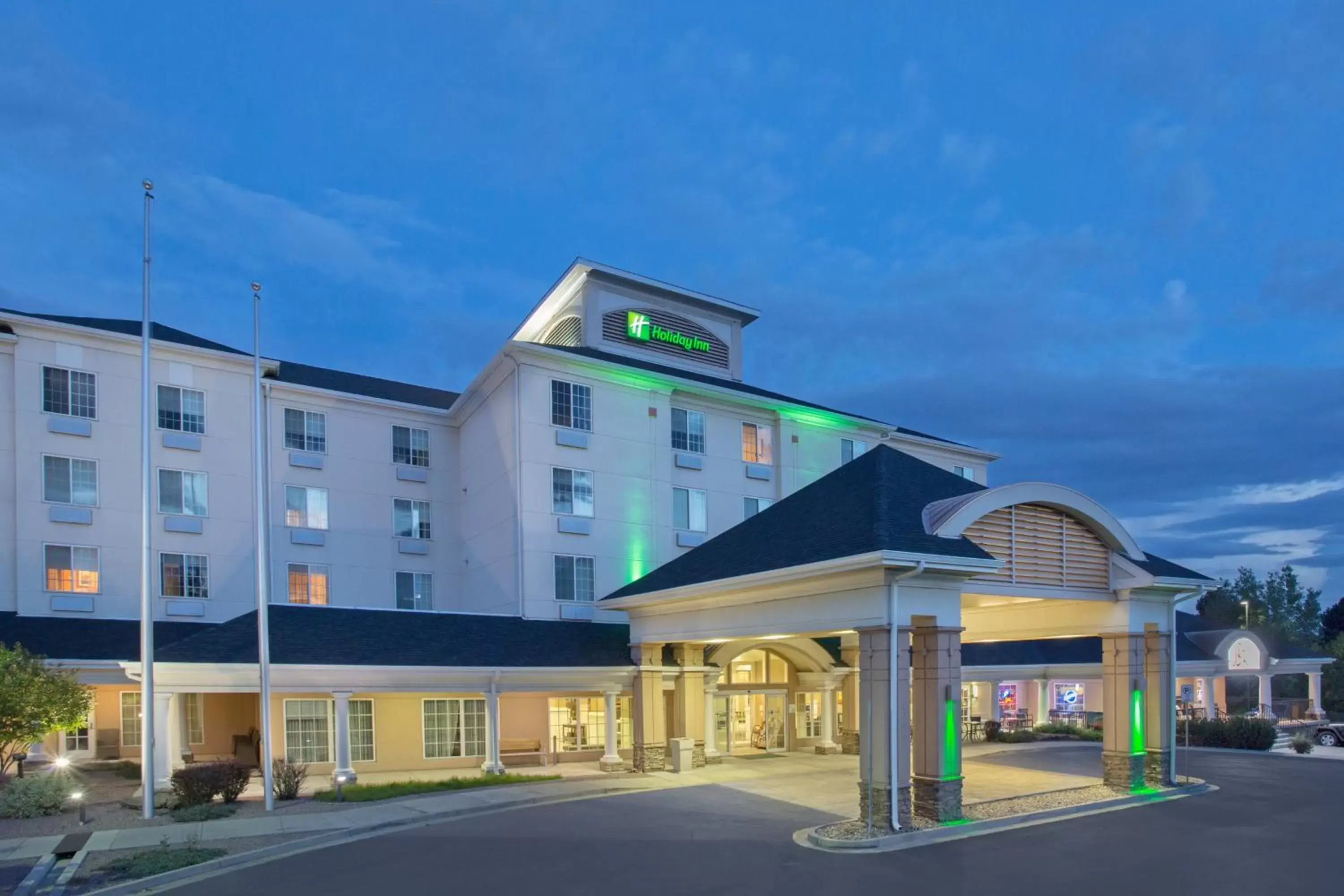 Property Building in Holiday Inn Colorado Springs - Airport, an IHG Hotel
