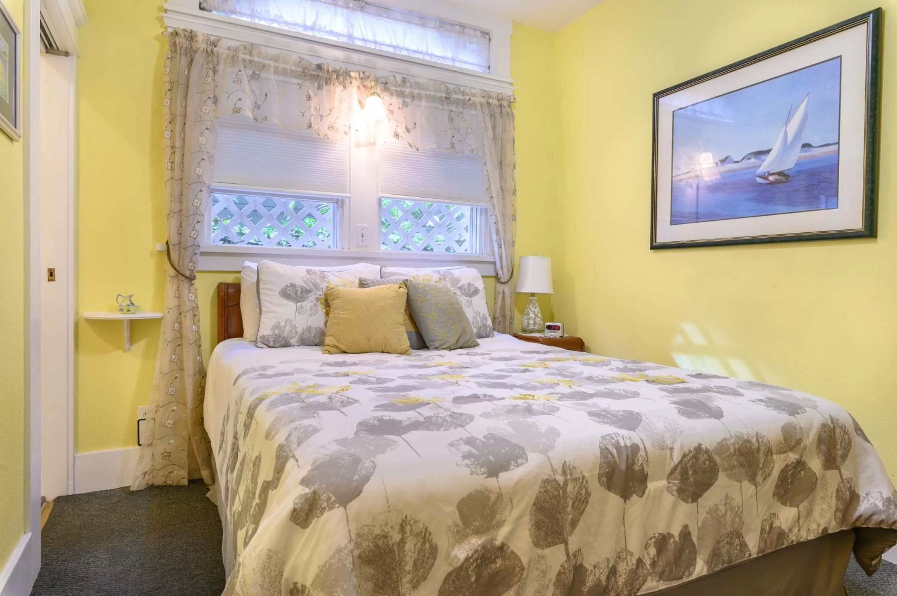 Bedroom, Bed in Beachrunners Inn