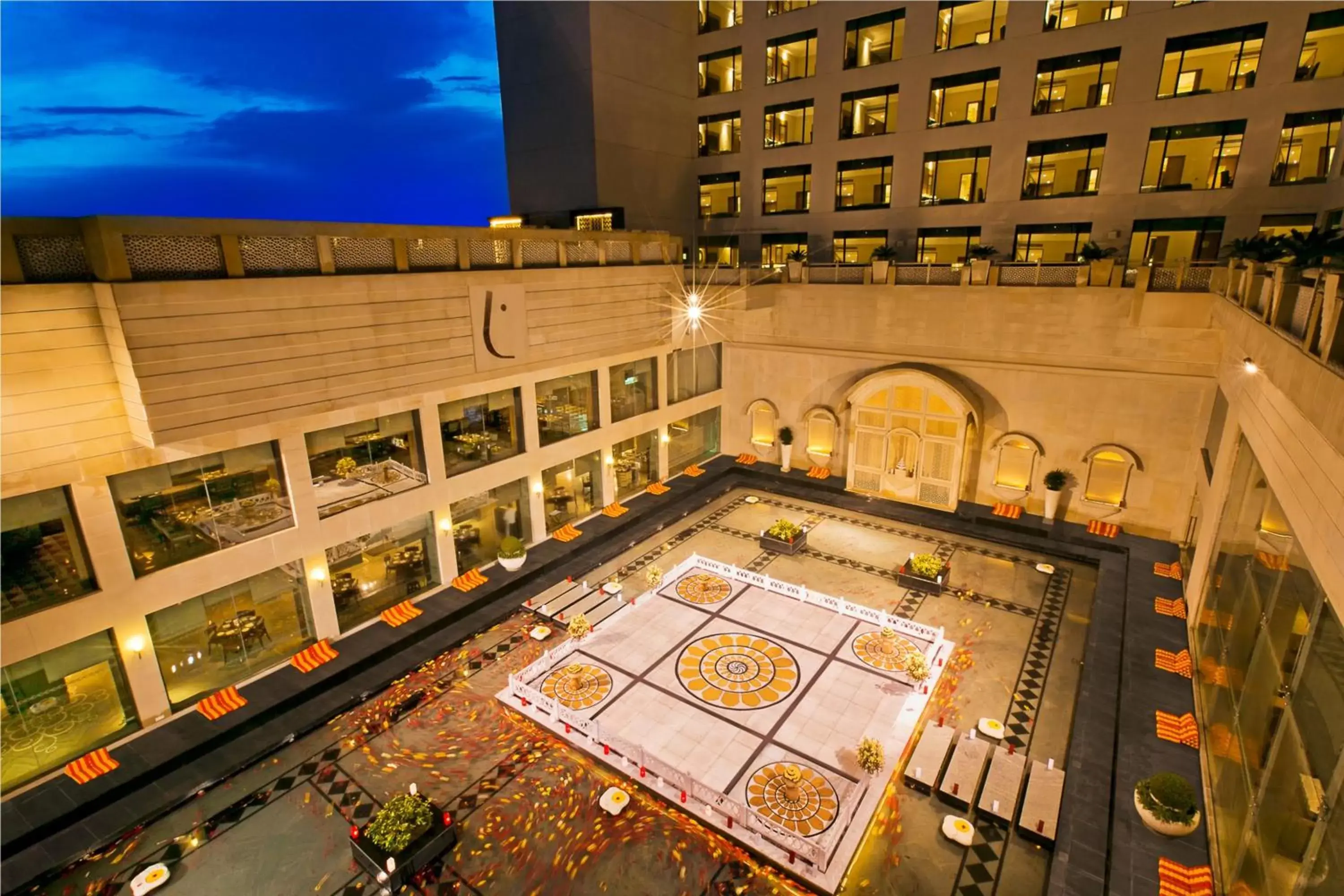 Banquet/Function facilities, Nearby Landmark in The Lalit Jaipur