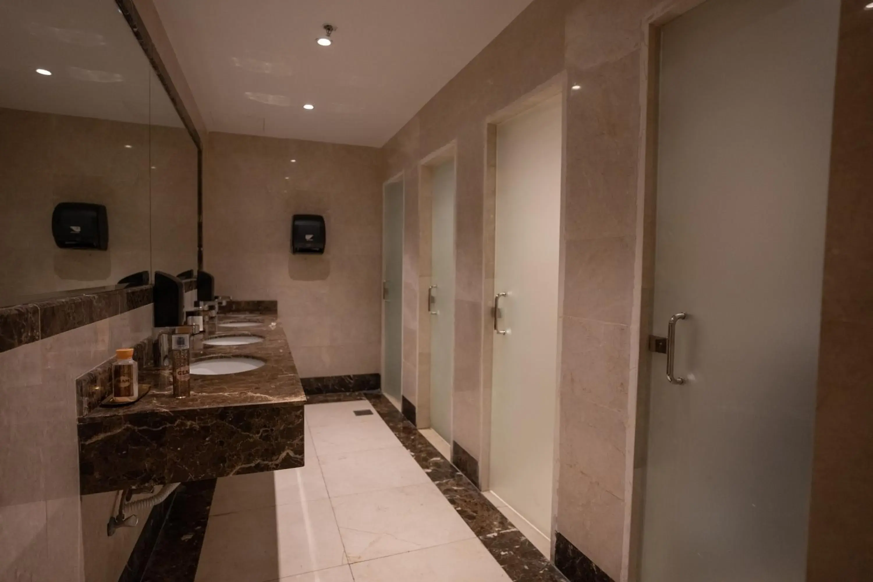 Bathroom in Address Al Hamra Hotel