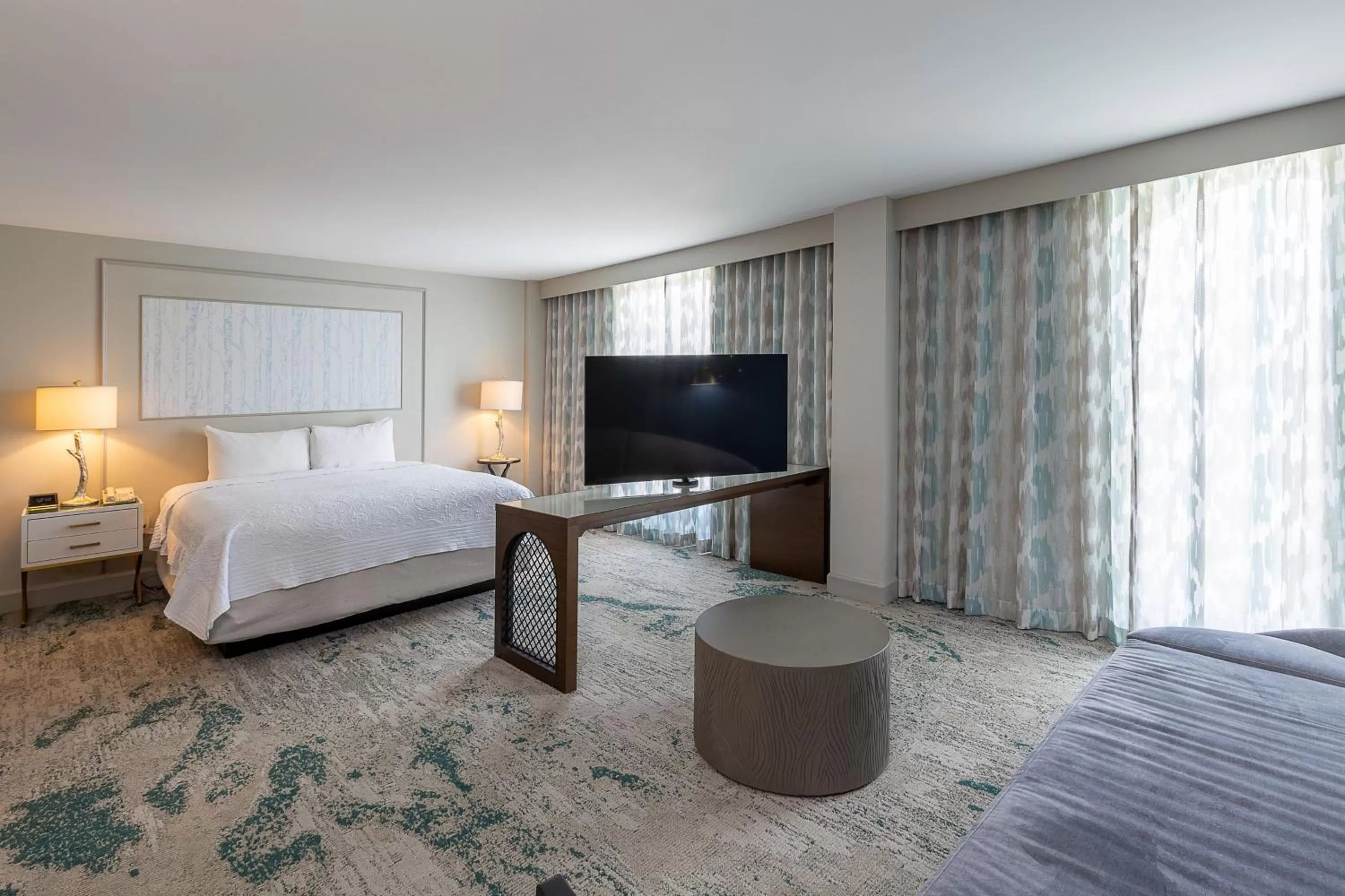 Photo of the whole room, Bed in Castle Hotel, Autograph Collection