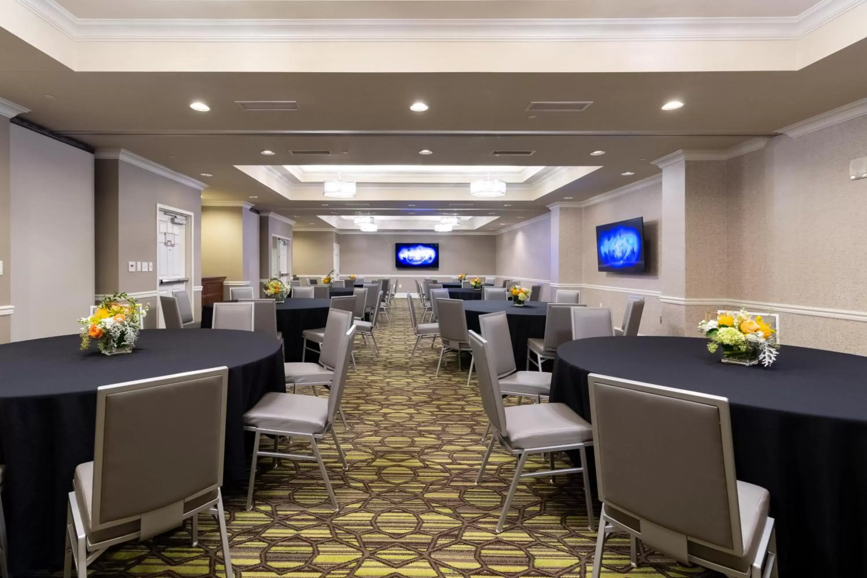 Banquet/Function facilities, Restaurant/Places to Eat in Holiday Inn Express Savannah - Historic District, an IHG Hotel