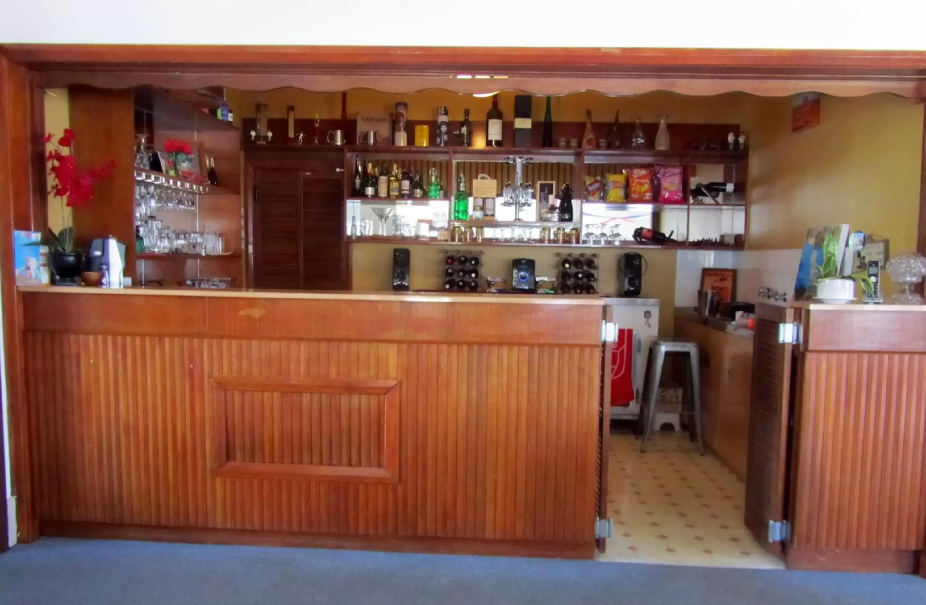 Lounge or bar, Lounge/Bar in Highlander Haven Motel