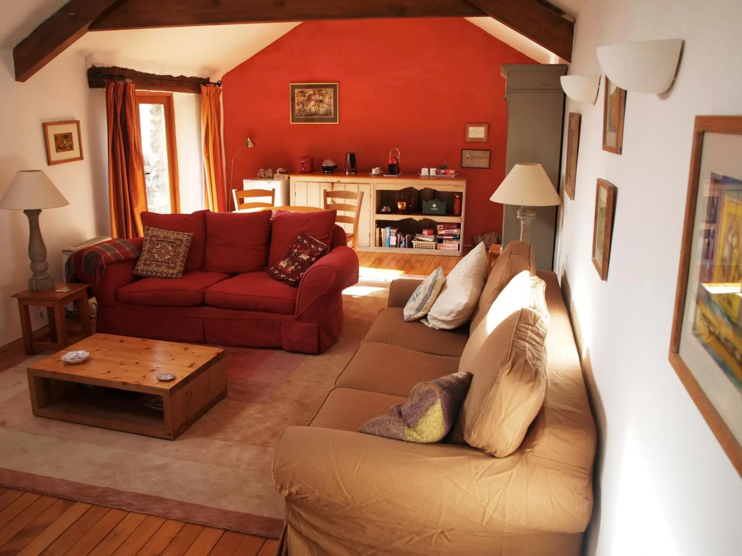 Living room, Seating Area in Bryn Teg Barn