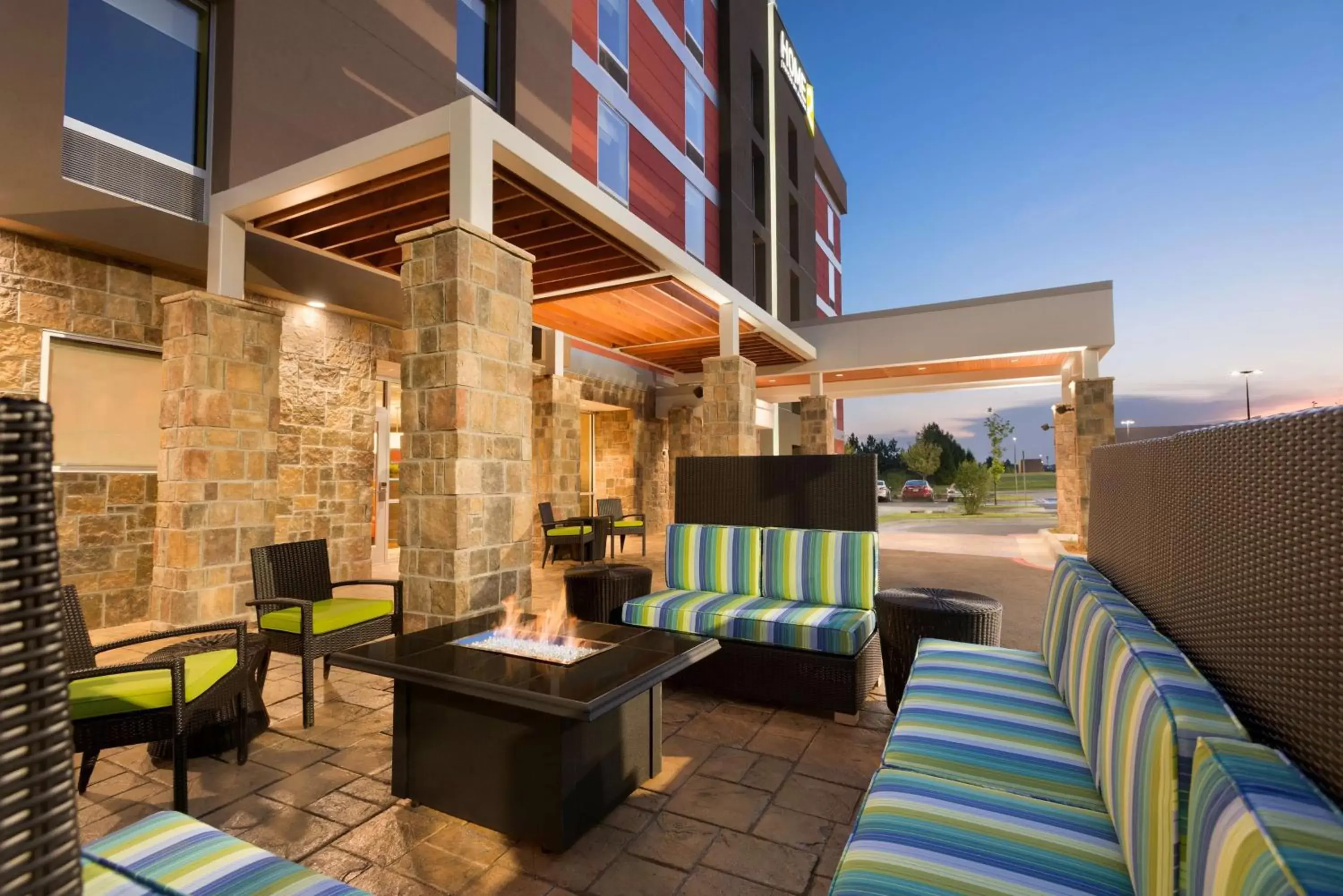 Patio in Home2 Suites by Hilton Little Rock West