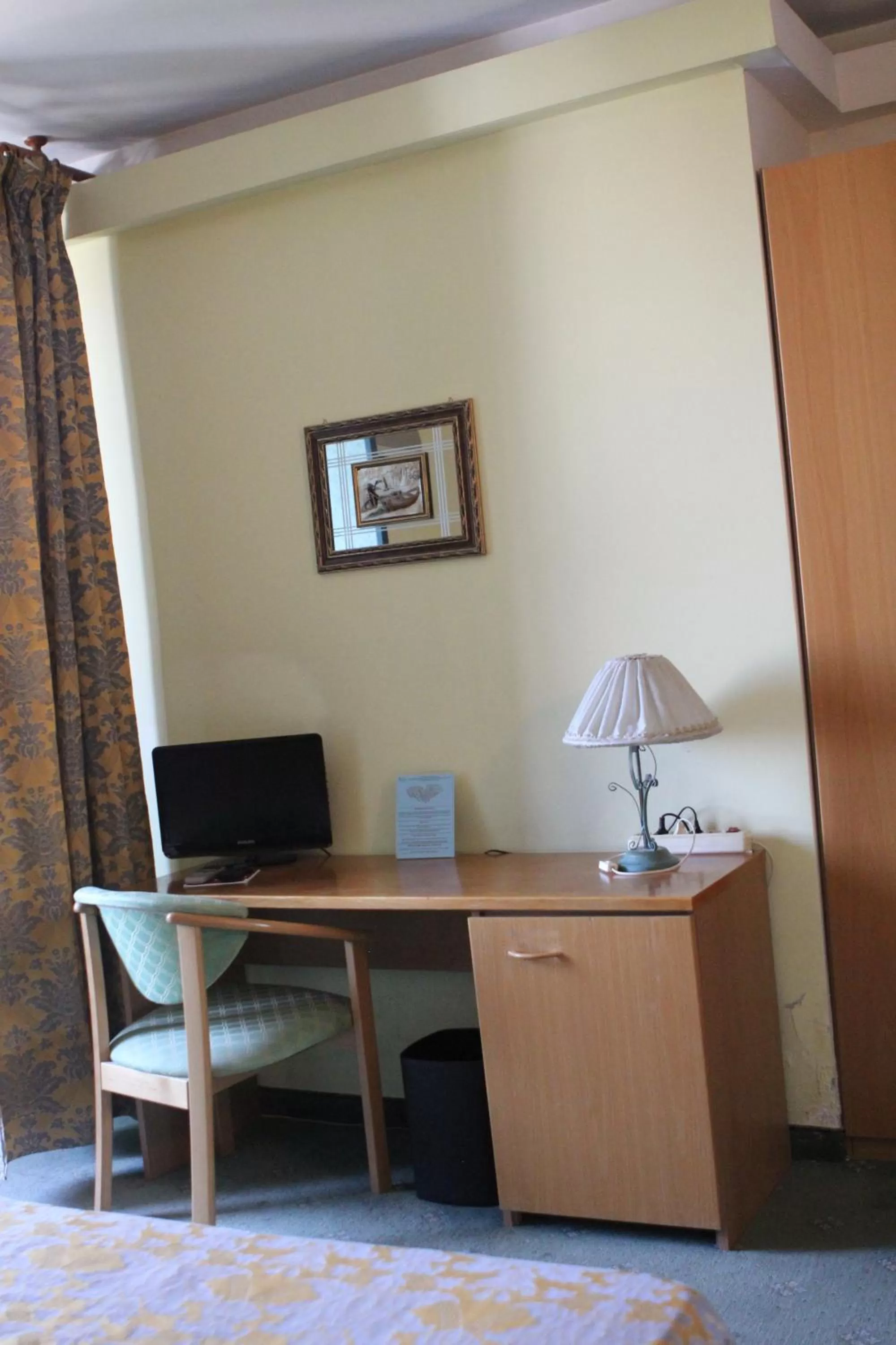 Bedroom in Ascot Lodging