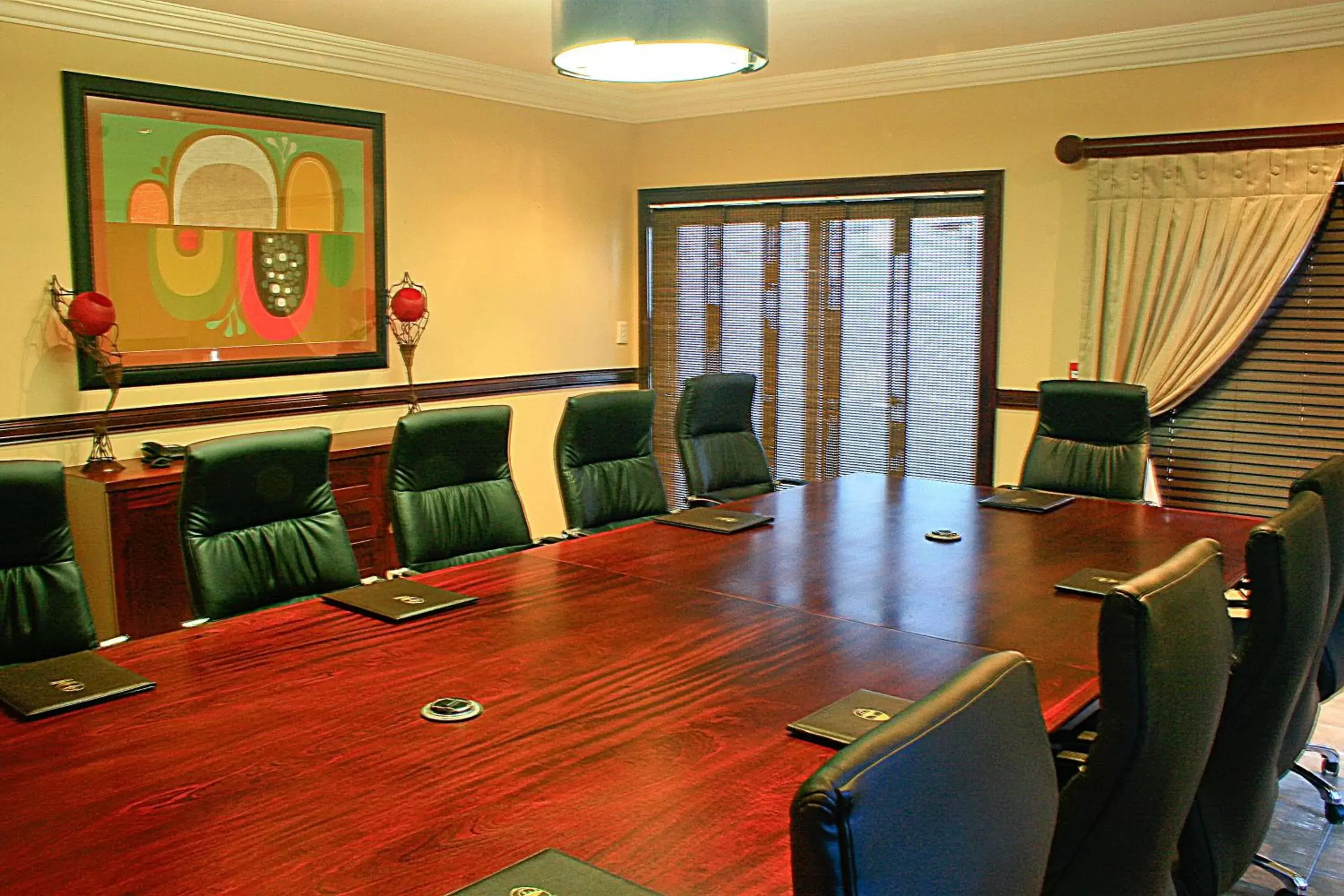 Business facilities in Eco Park Lodge