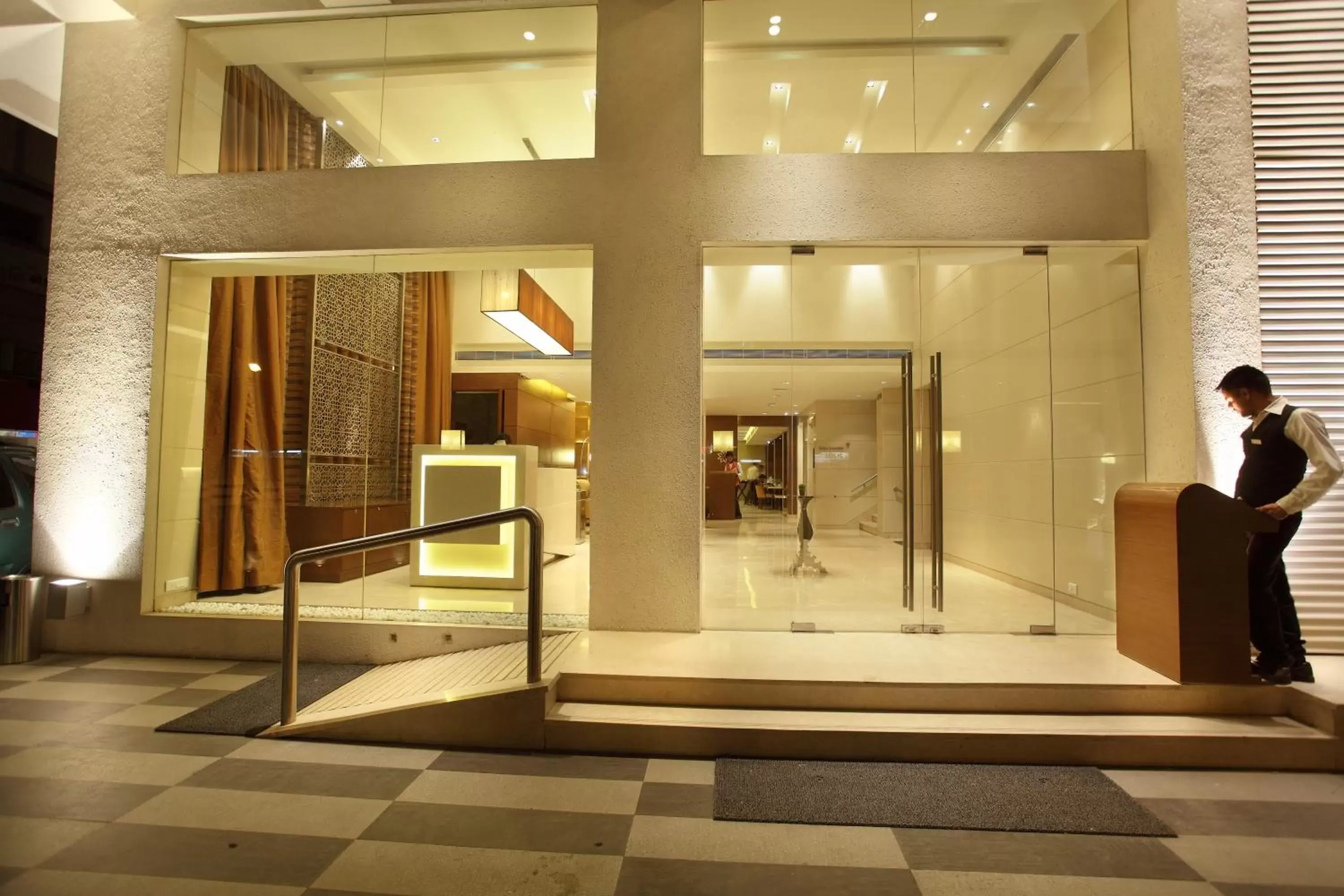 Facade/entrance in Comfort Inn Legacy Facade/entrance in Comfort Inn Legacy