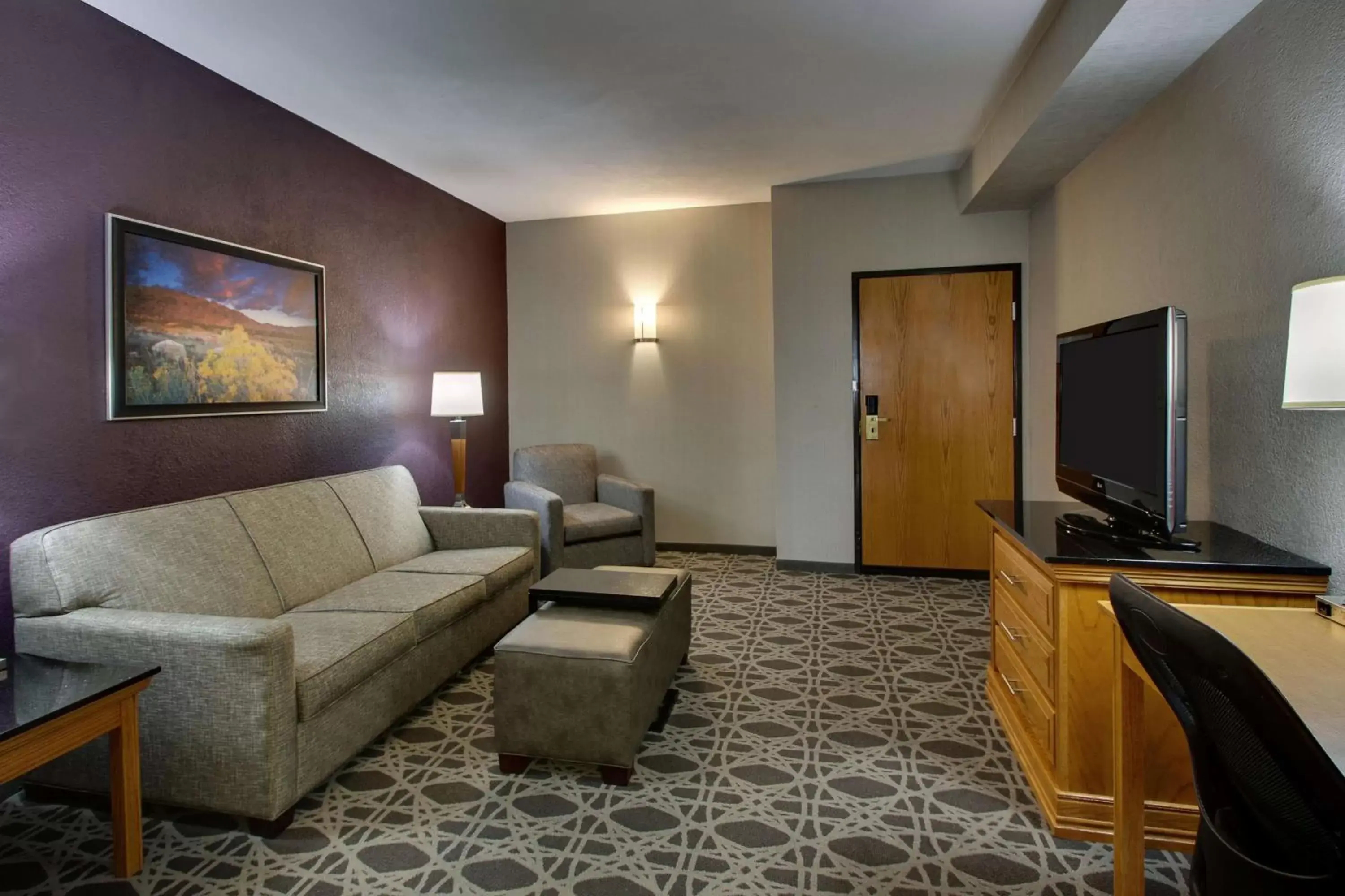 Photo of the whole room, Seating Area in Drury Inn & Suites Albuquerque North