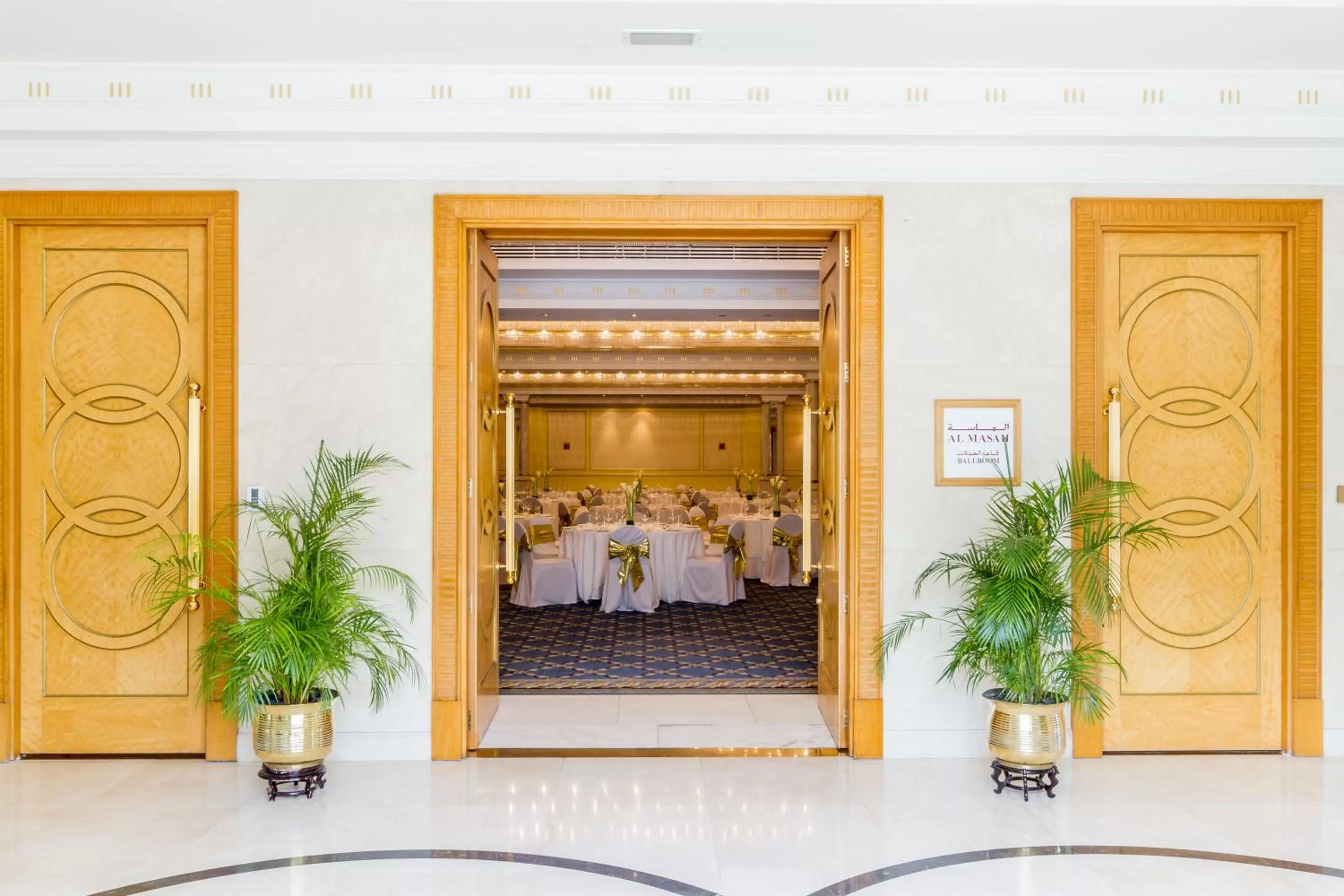 Facade/entrance in Grand Excelsior Hotel Deira