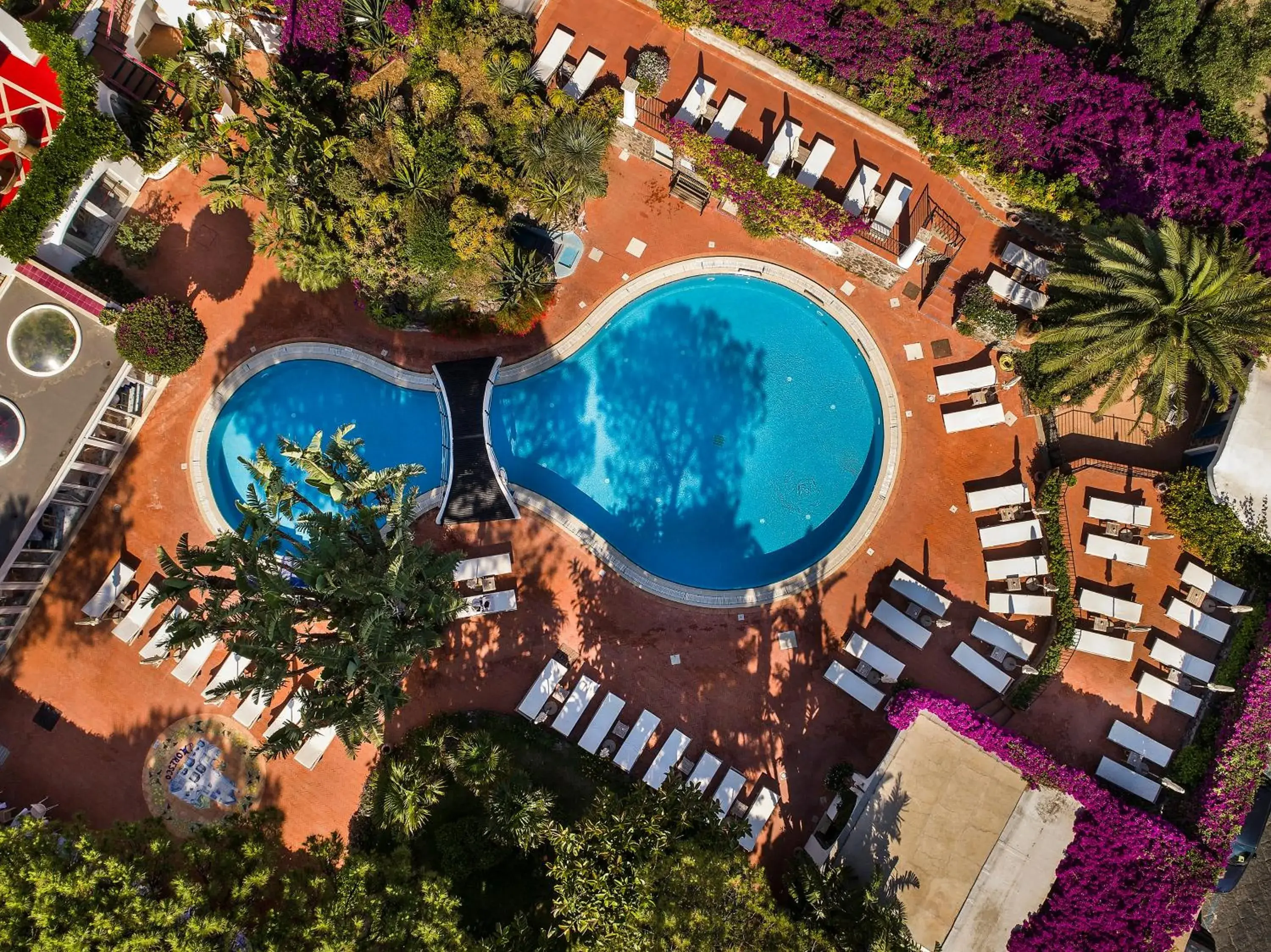 Garden, Pool View in Grand Hotel Il Moresco