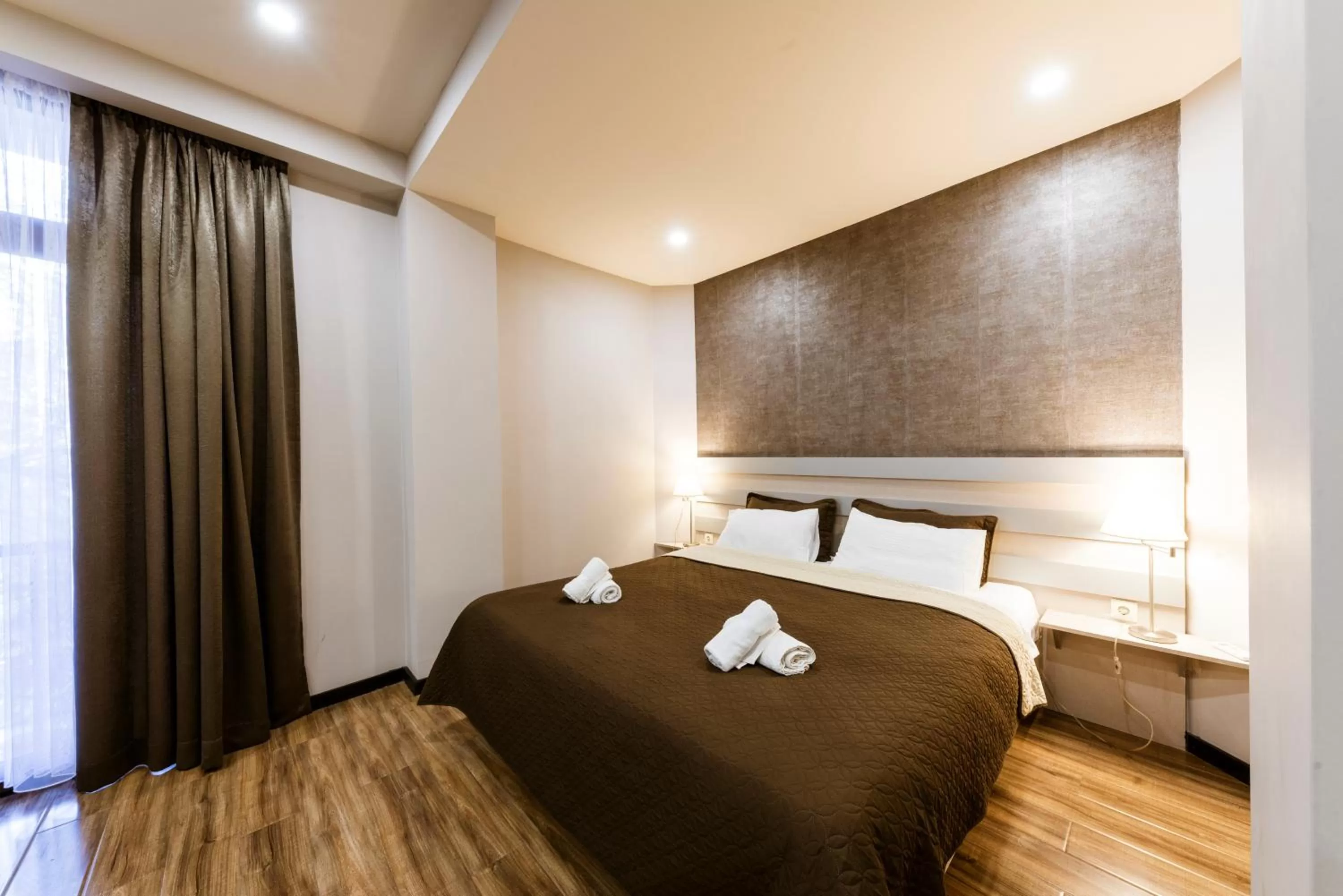 View (from property/room), Bed in Sani Apart Hotel