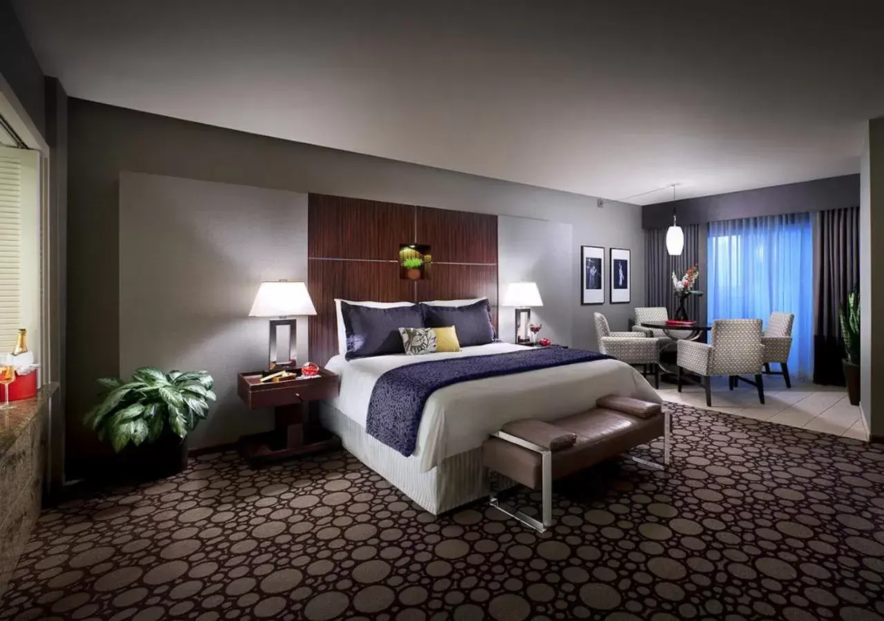 Bed in Seminole Hard Rock Hotel & Casino Hollywood