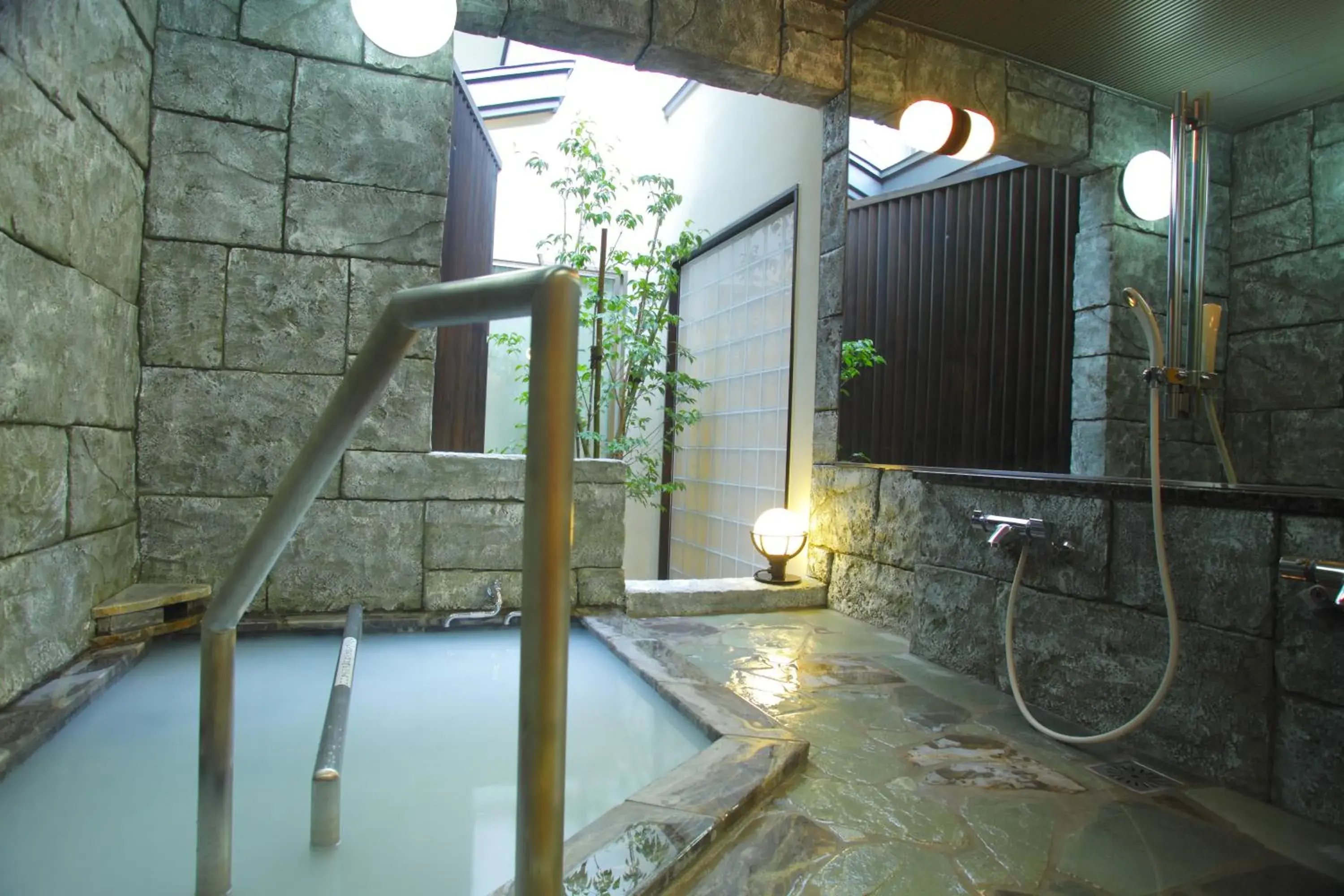 Hot Spring Bath in Tenbourotennoyu Arimakan Ryokan