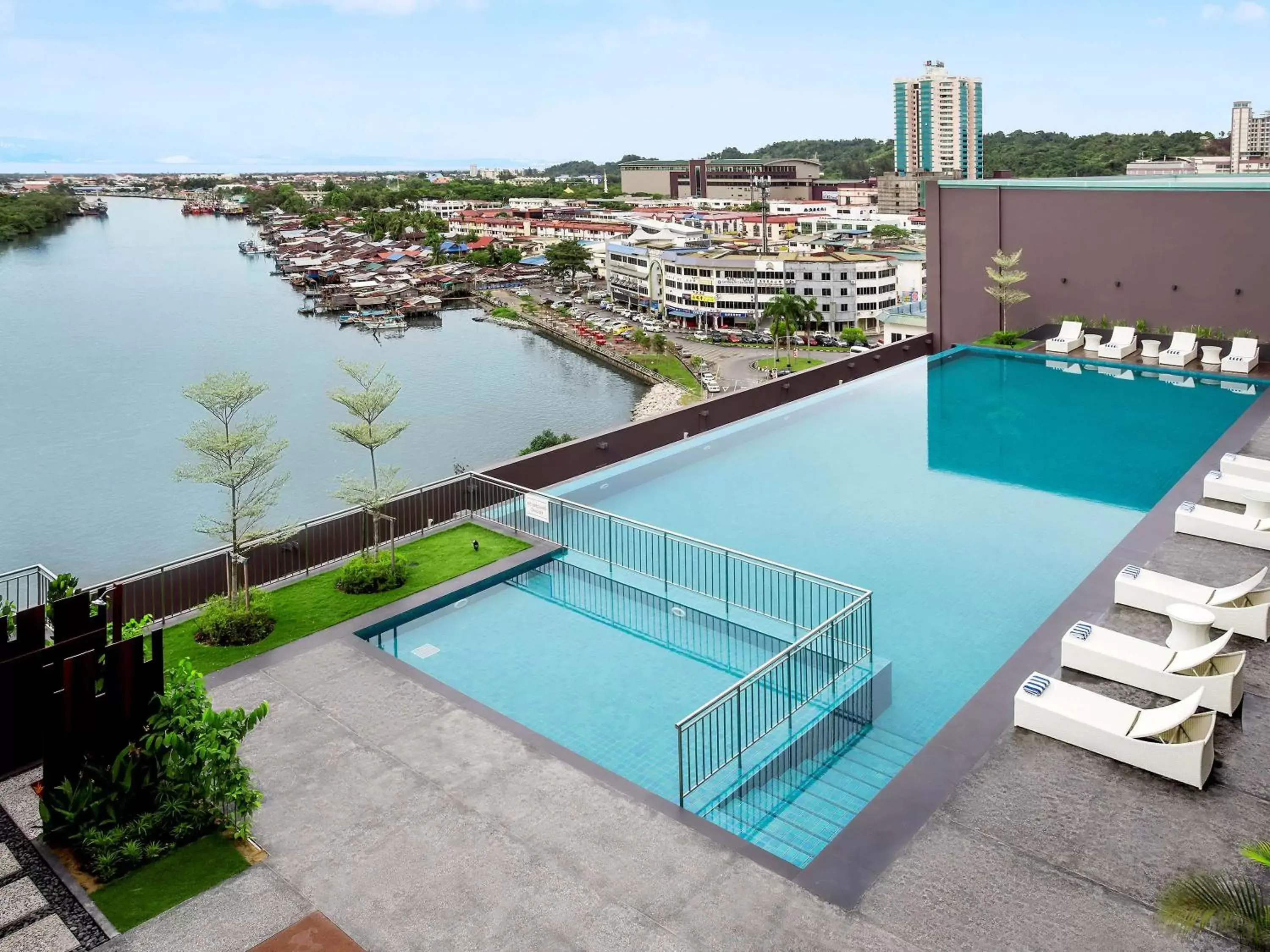 On site, Pool View in Pullman Miri Waterfront