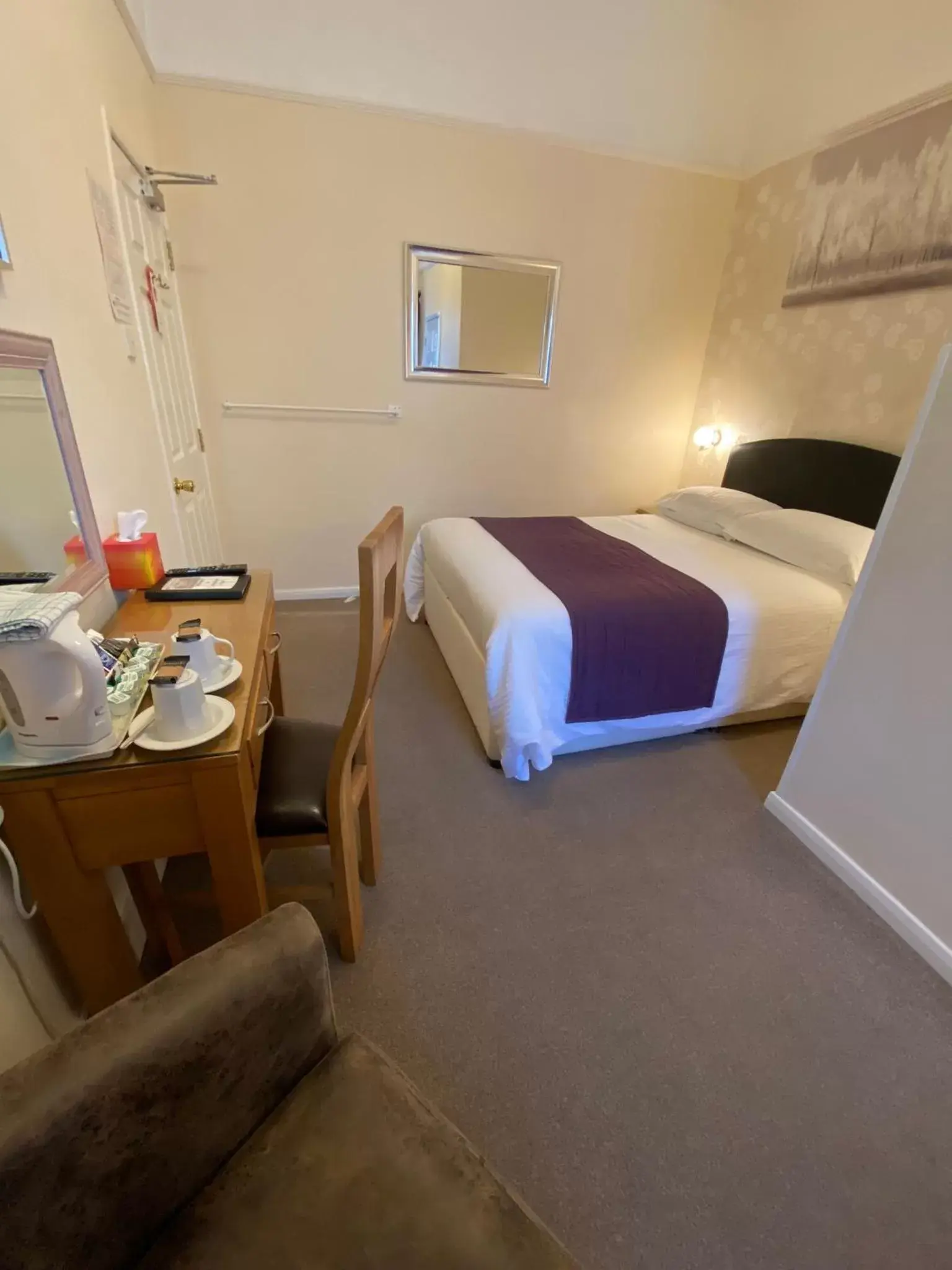 Coffee/tea facilities, Bed in Paignton Court