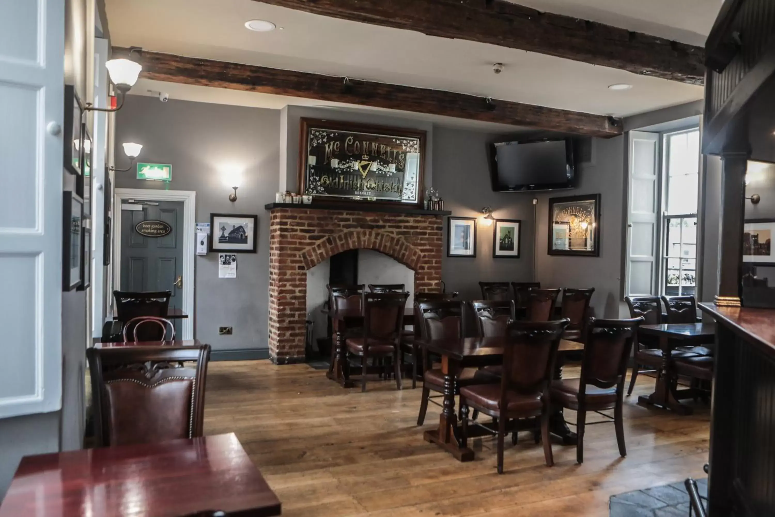 Lounge or bar, Restaurant/Places to Eat in Denvir's Coaching Inn