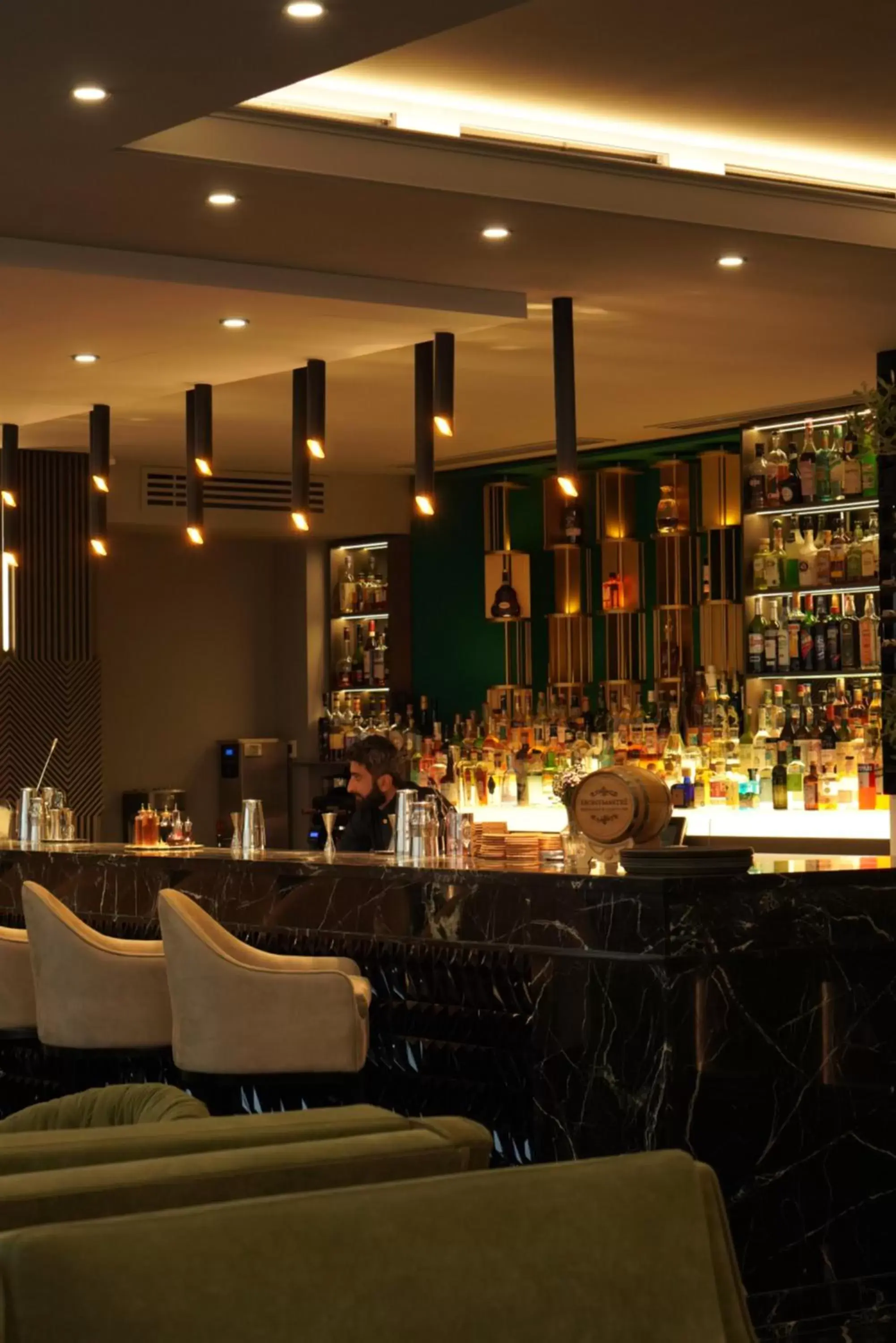 Restaurant/places to eat, Lounge/Bar in Paris Hotel Yerevan
