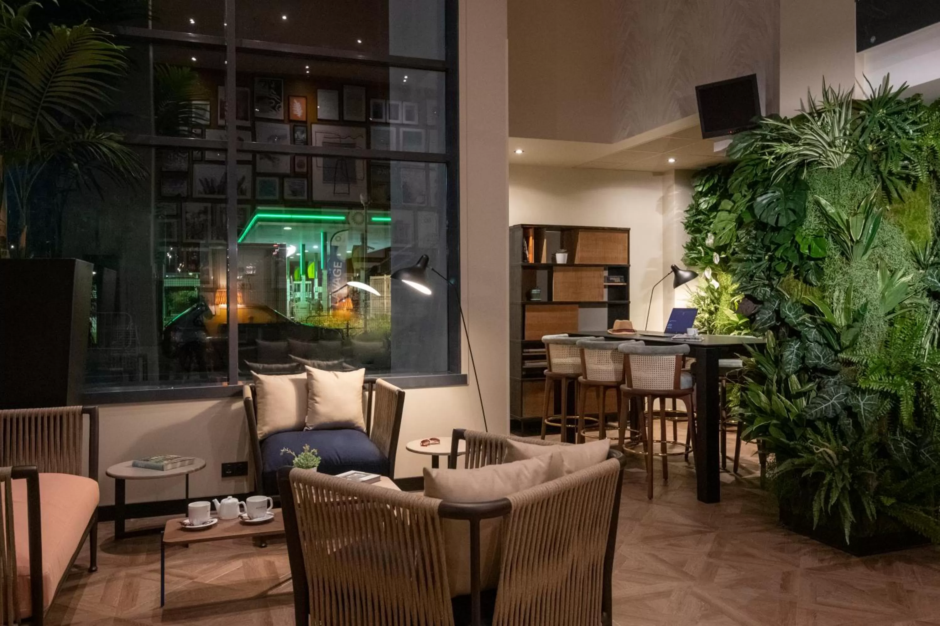 Living room in Novotel Suites Nice Airport