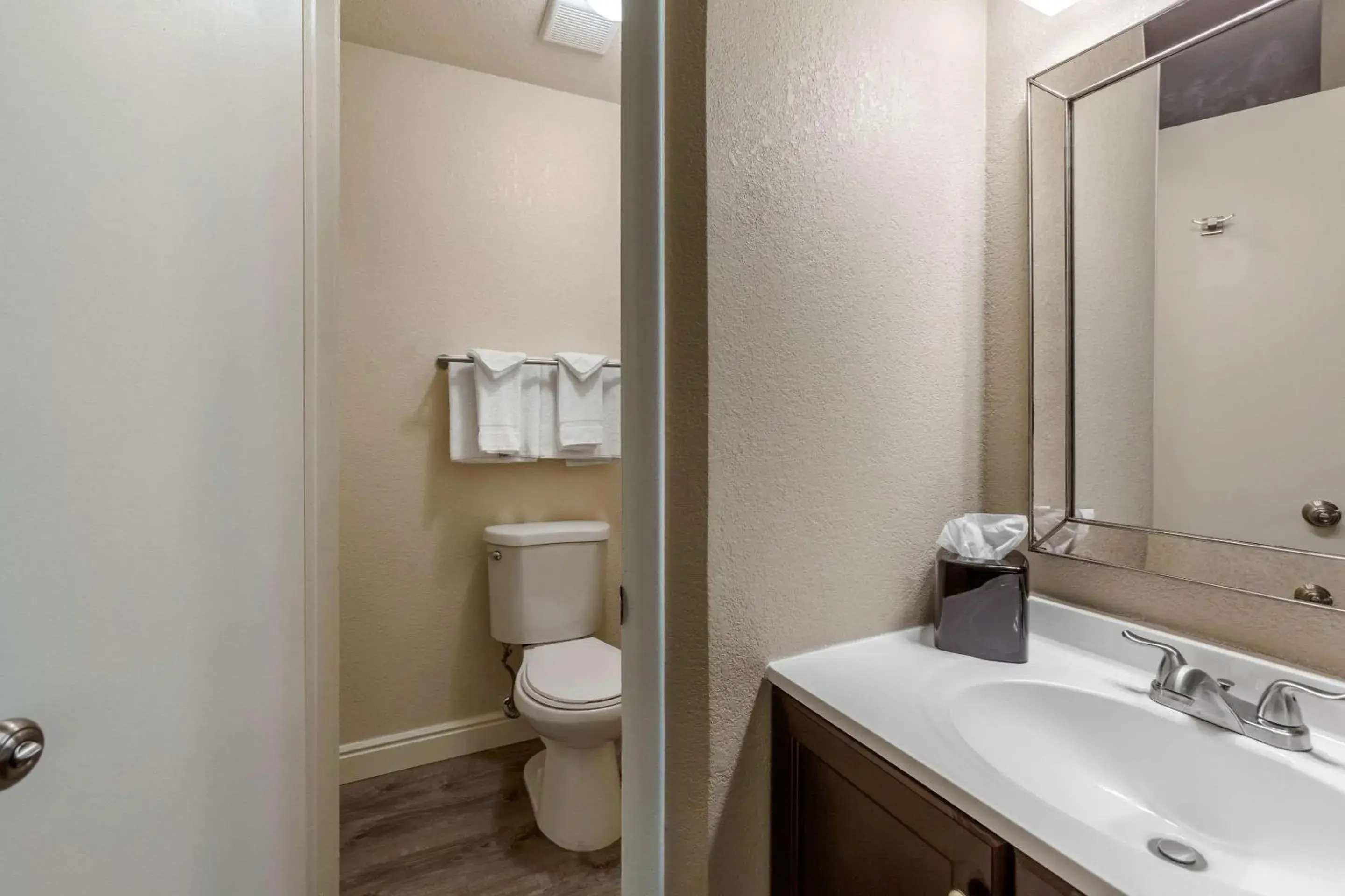 Bathroom in Rodeway Inn & Suites