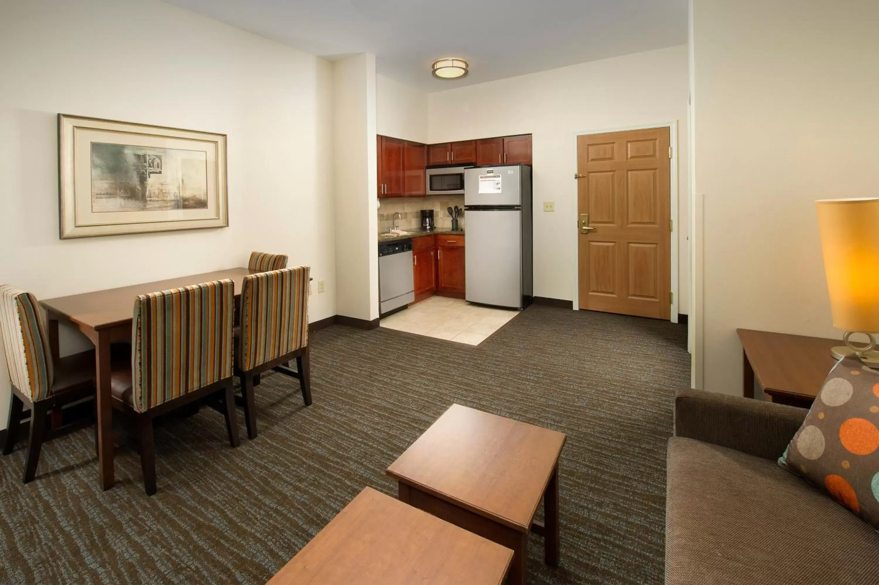Kitchen or kitchenette, Seating Area in Staybridge Suites Baltimore BWI Airport, an IHG Hotel