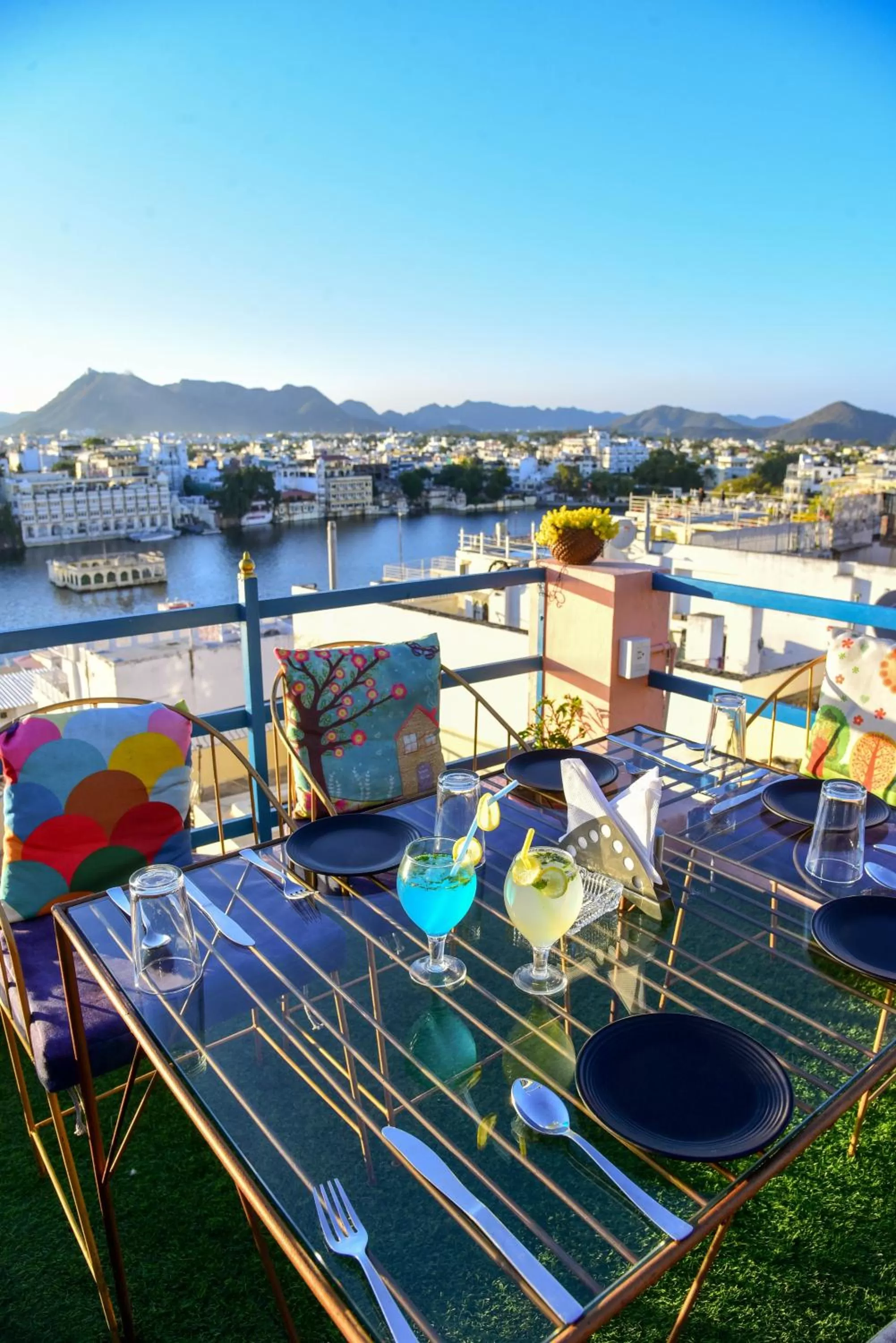 Lake view in Hotel Casa by the lake