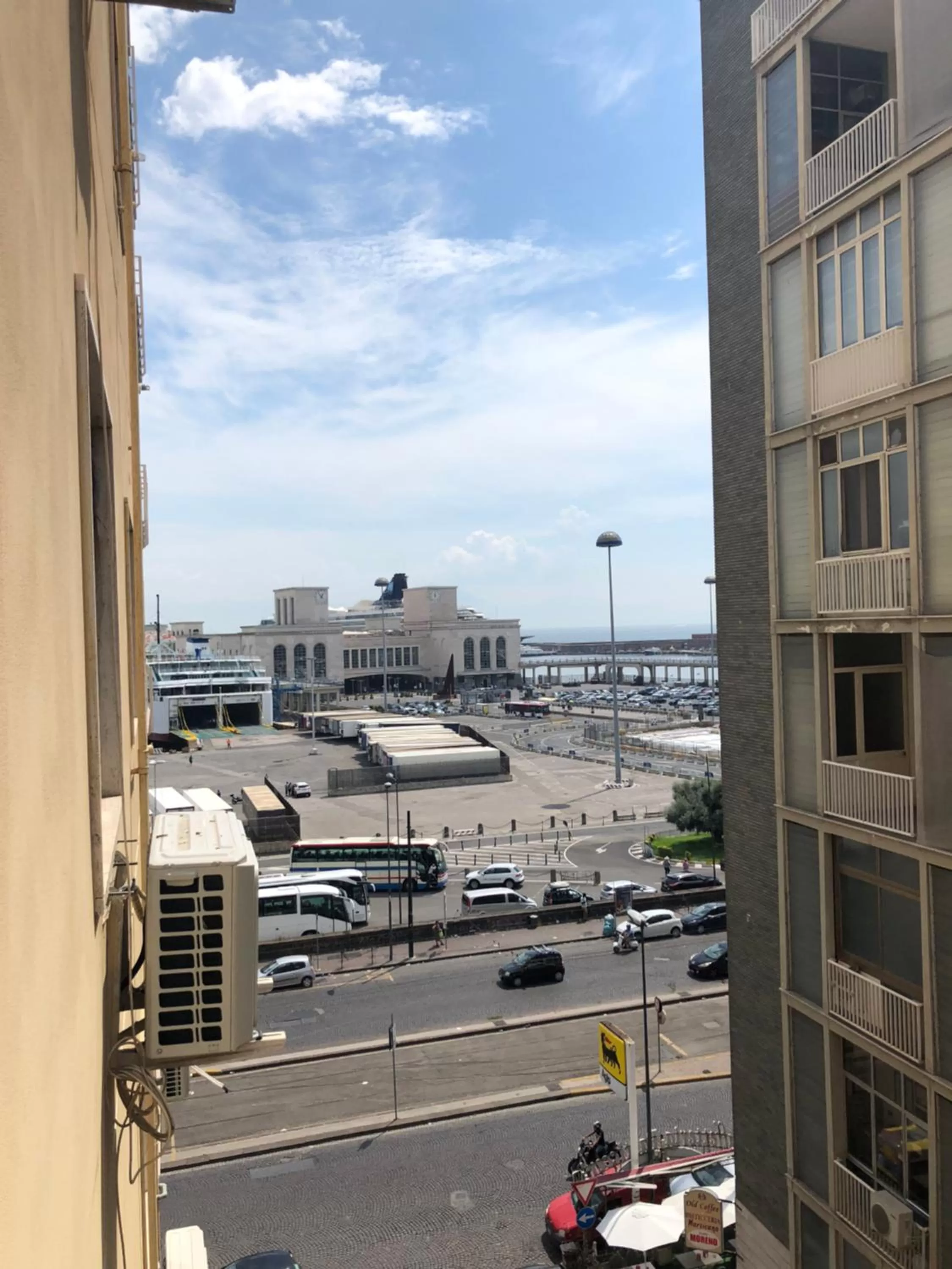 Neighbourhood in Hall inn B&B in Naples