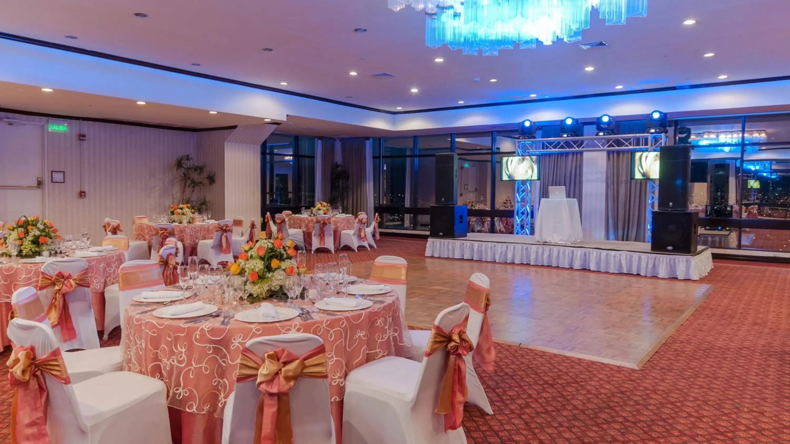 Lobby or reception, Banquet Facilities in Holiday Inn San Jose Aurola, an IHG Hotel