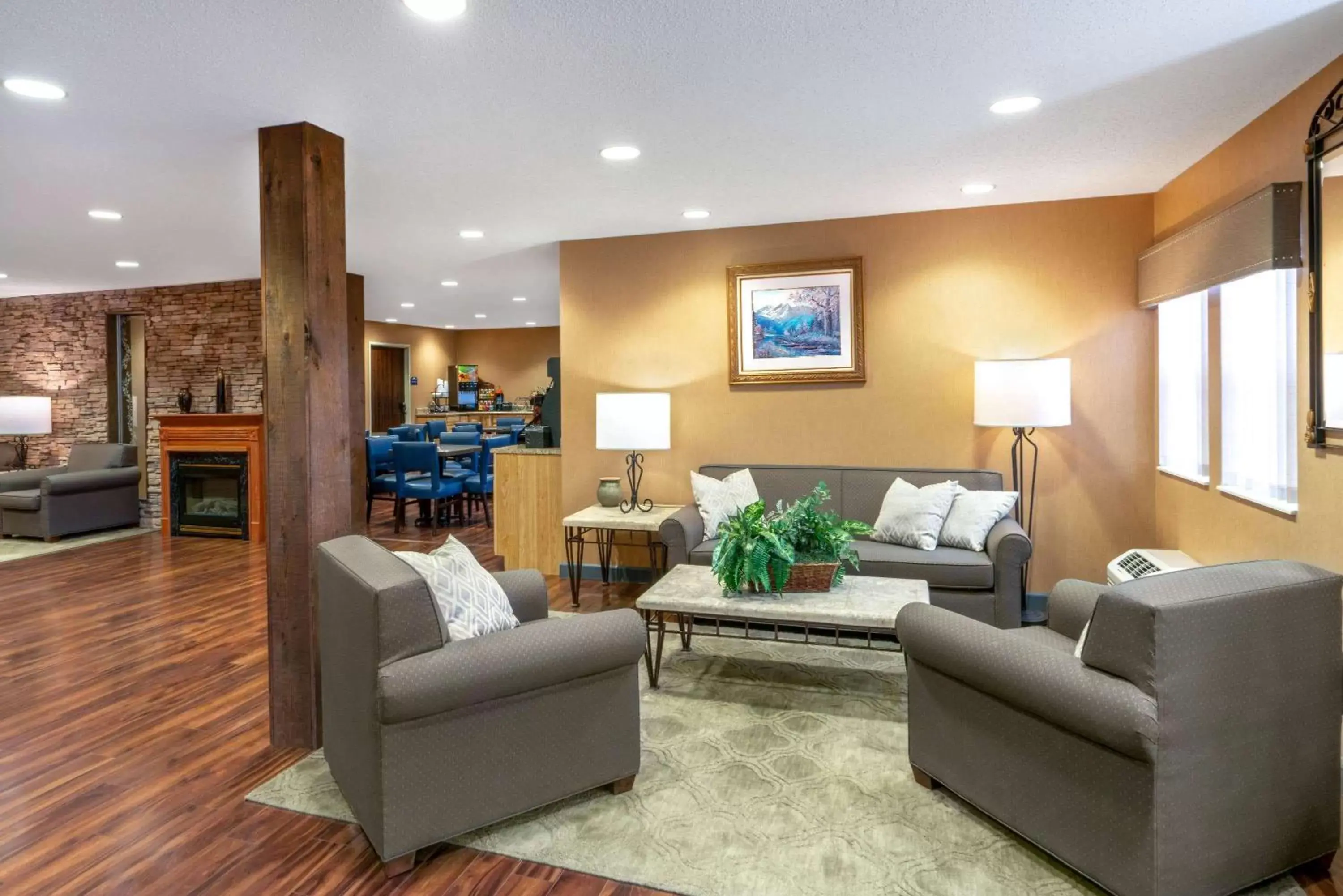 Lobby or reception in Microtel Inn & Suites Lobby or reception in Microtel Inn & Suites