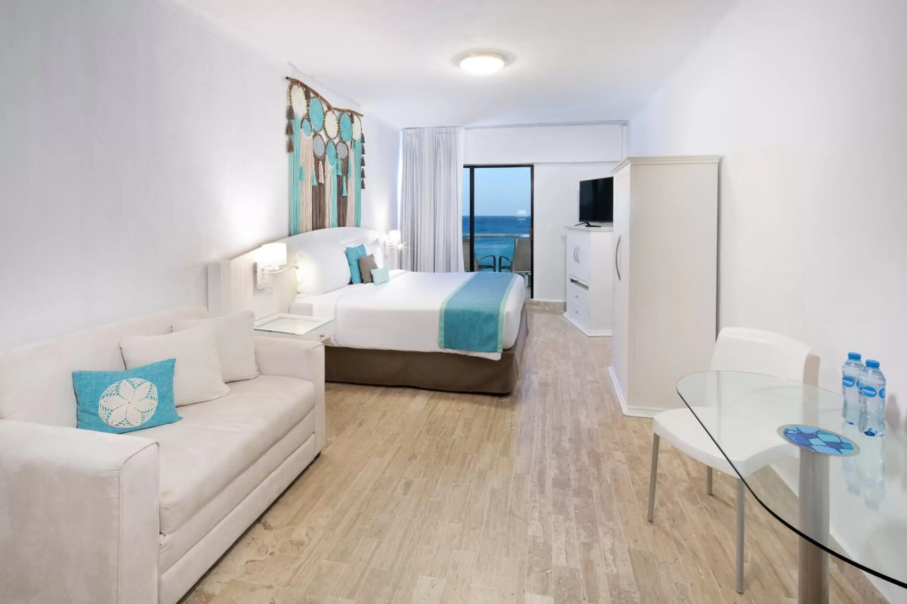 Bedroom in Cyan Cancun Resort & Spa