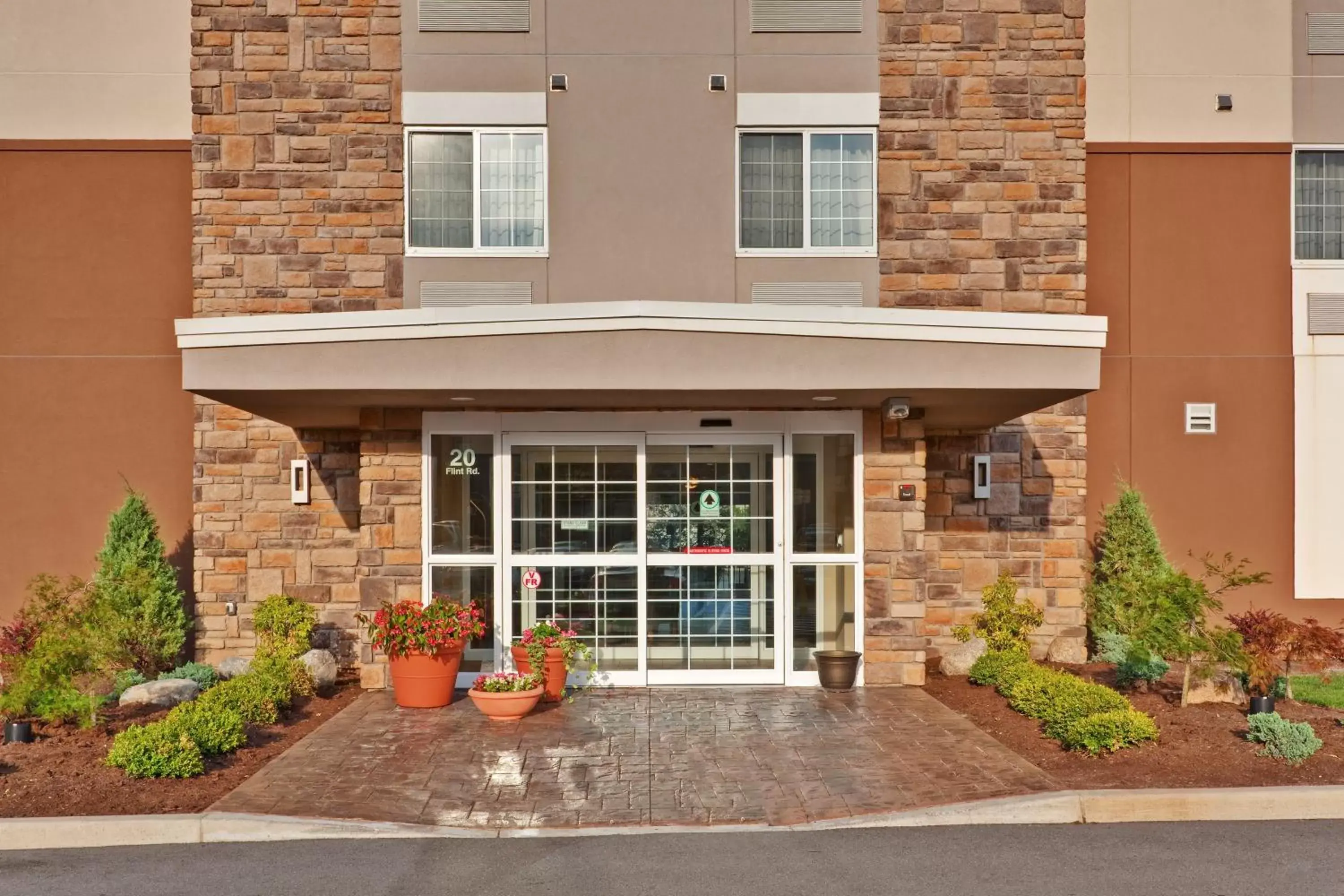Property Building in Candlewood Suites Buffalo Amherst, an IHG Hotel