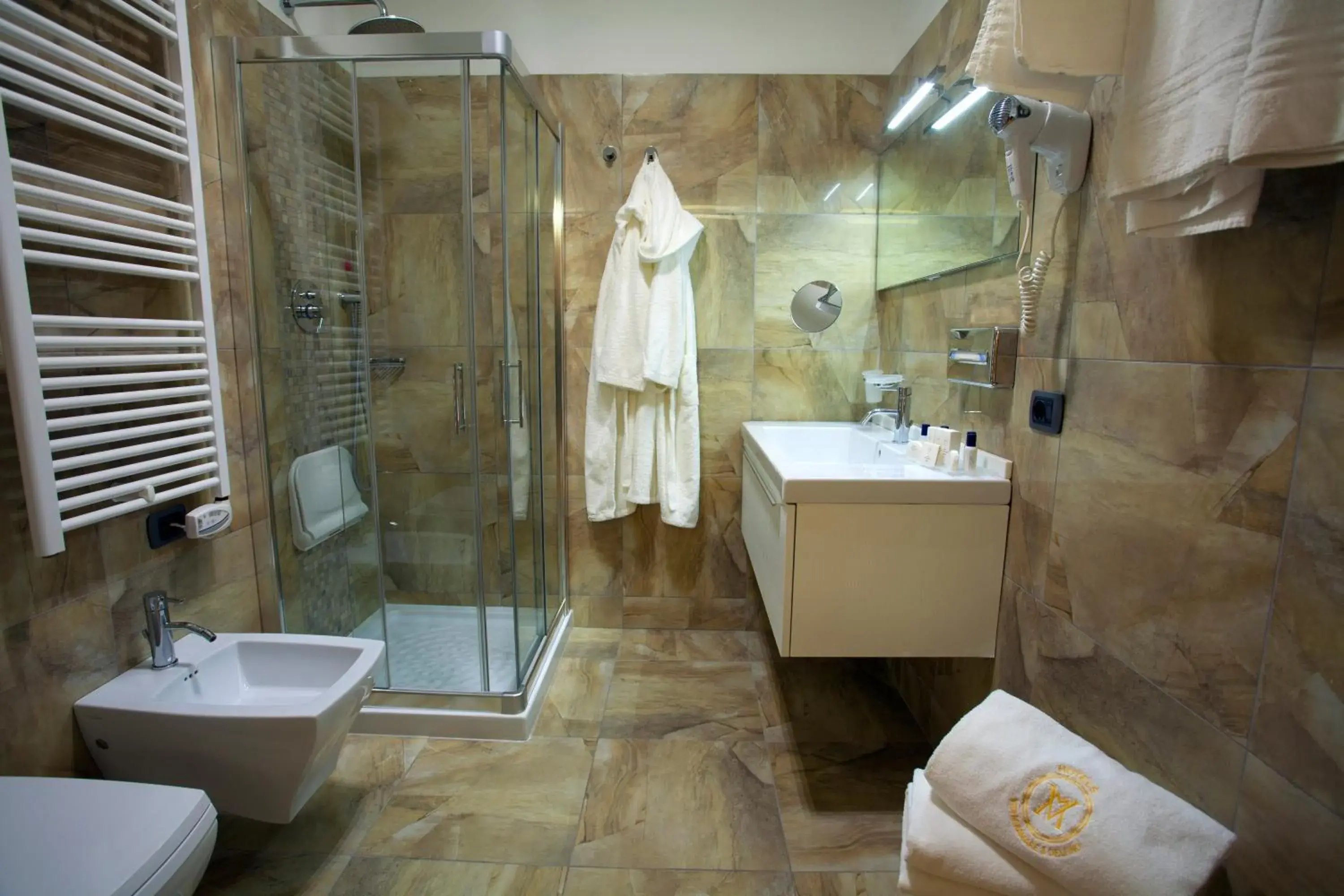 Shower, Bathroom in Hotels Vidi Miramare & Delfino