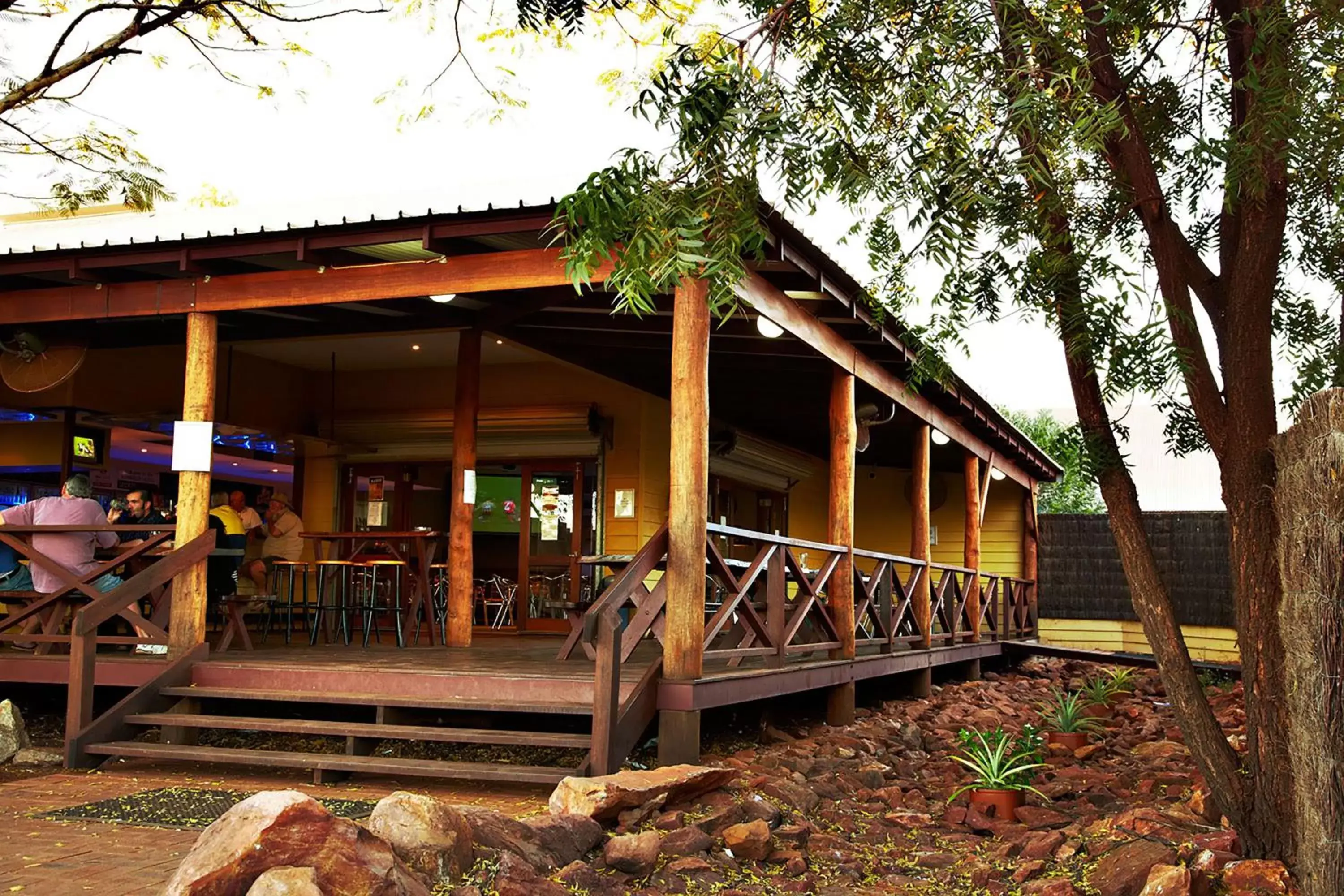 Lounge or bar in Kimberley Hotel