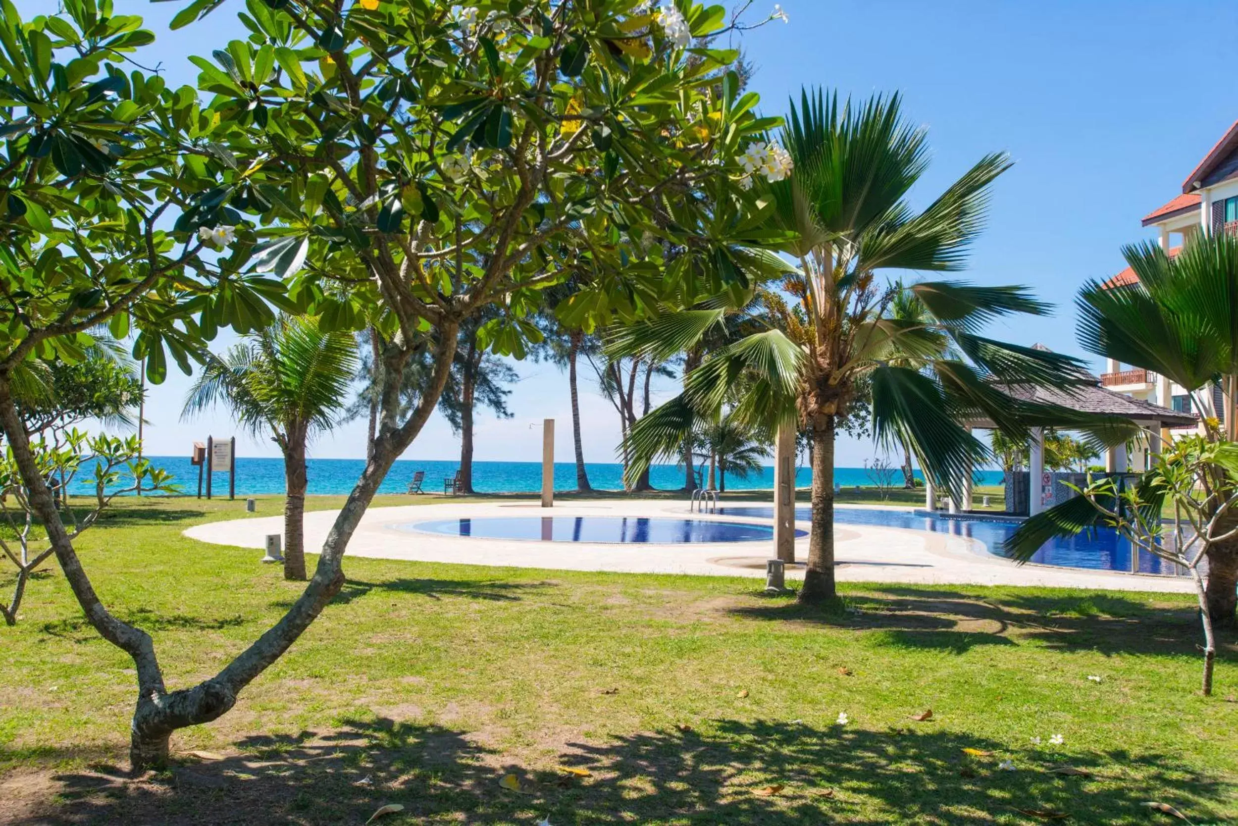 Swimming Pool in Sabah Beach Villas & Suites