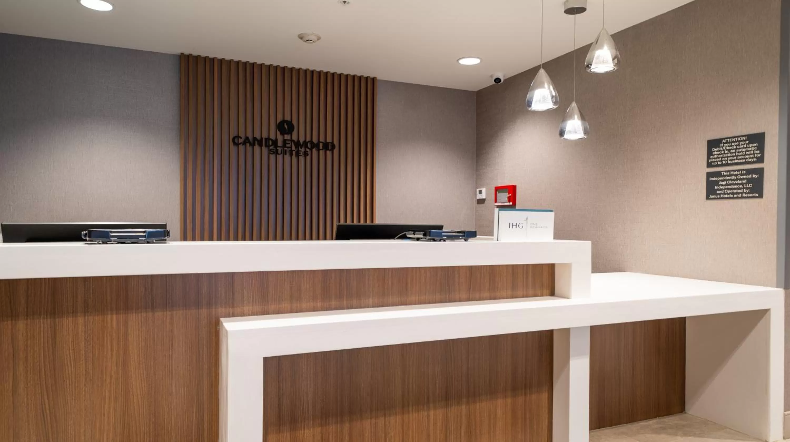 Property building in Candlewood Suites - Cleveland South - Independence by IHG