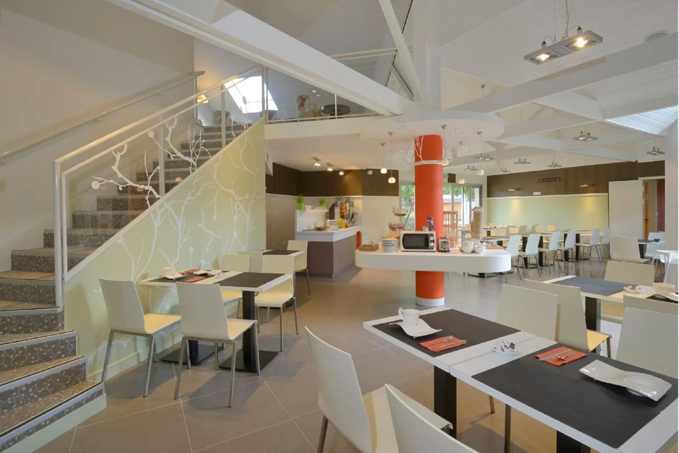 Breakfast in Logis Hôtel Domaine du Moulin Cavier - Restaurants & Spa