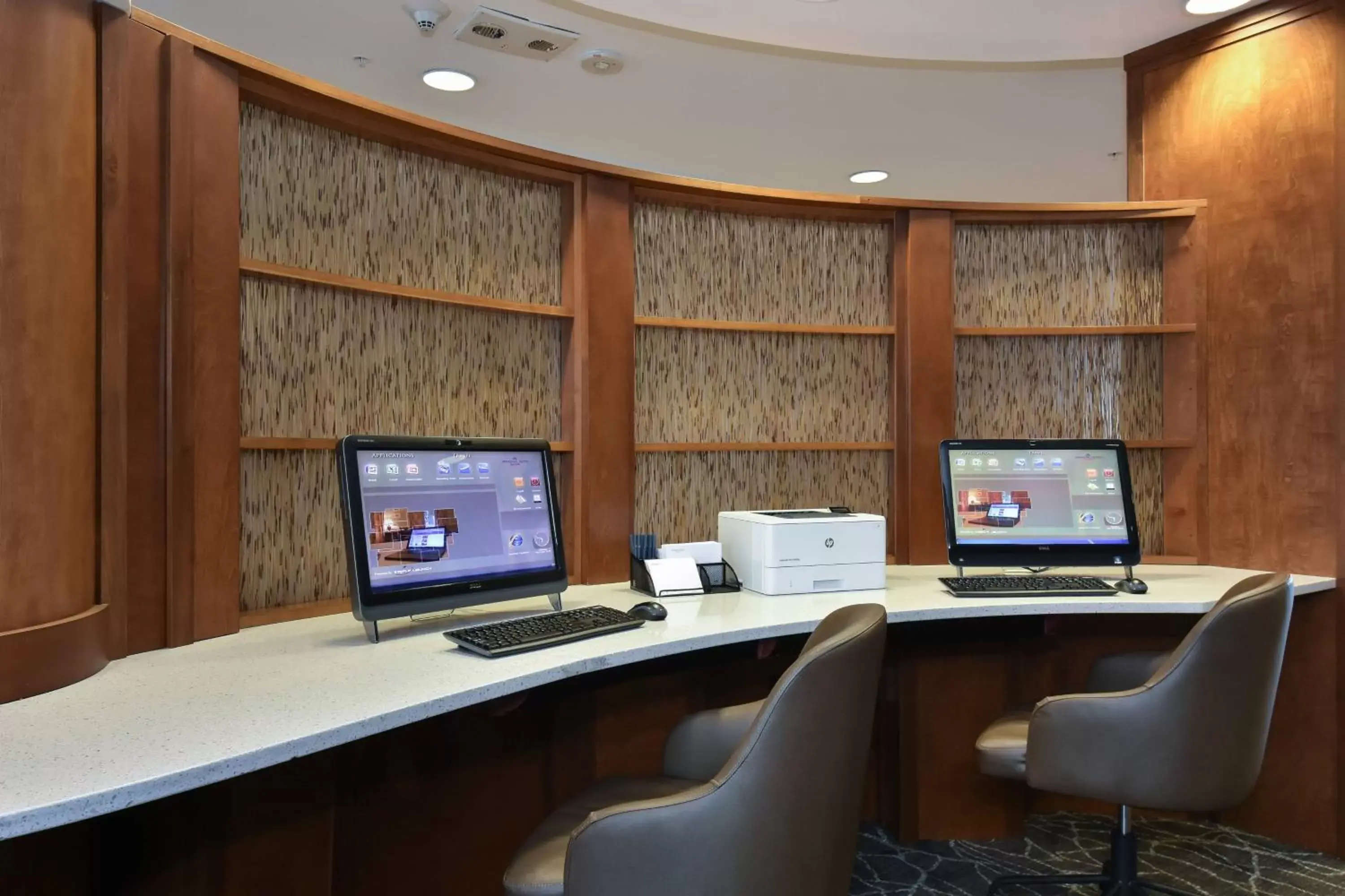 Business facilities in SpringHill Suites Columbia Downtown The Vista