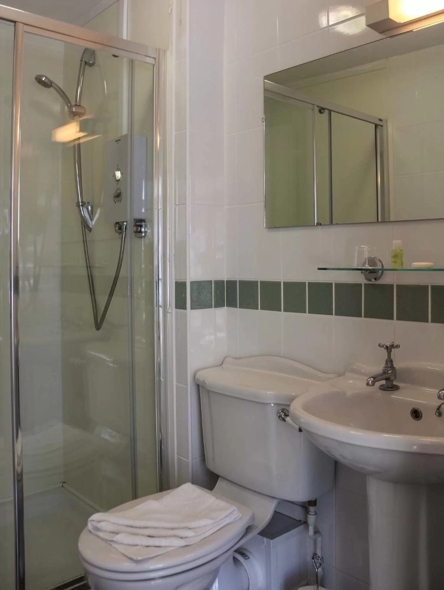 Bathroom in Kersbrook Guest Accommodation