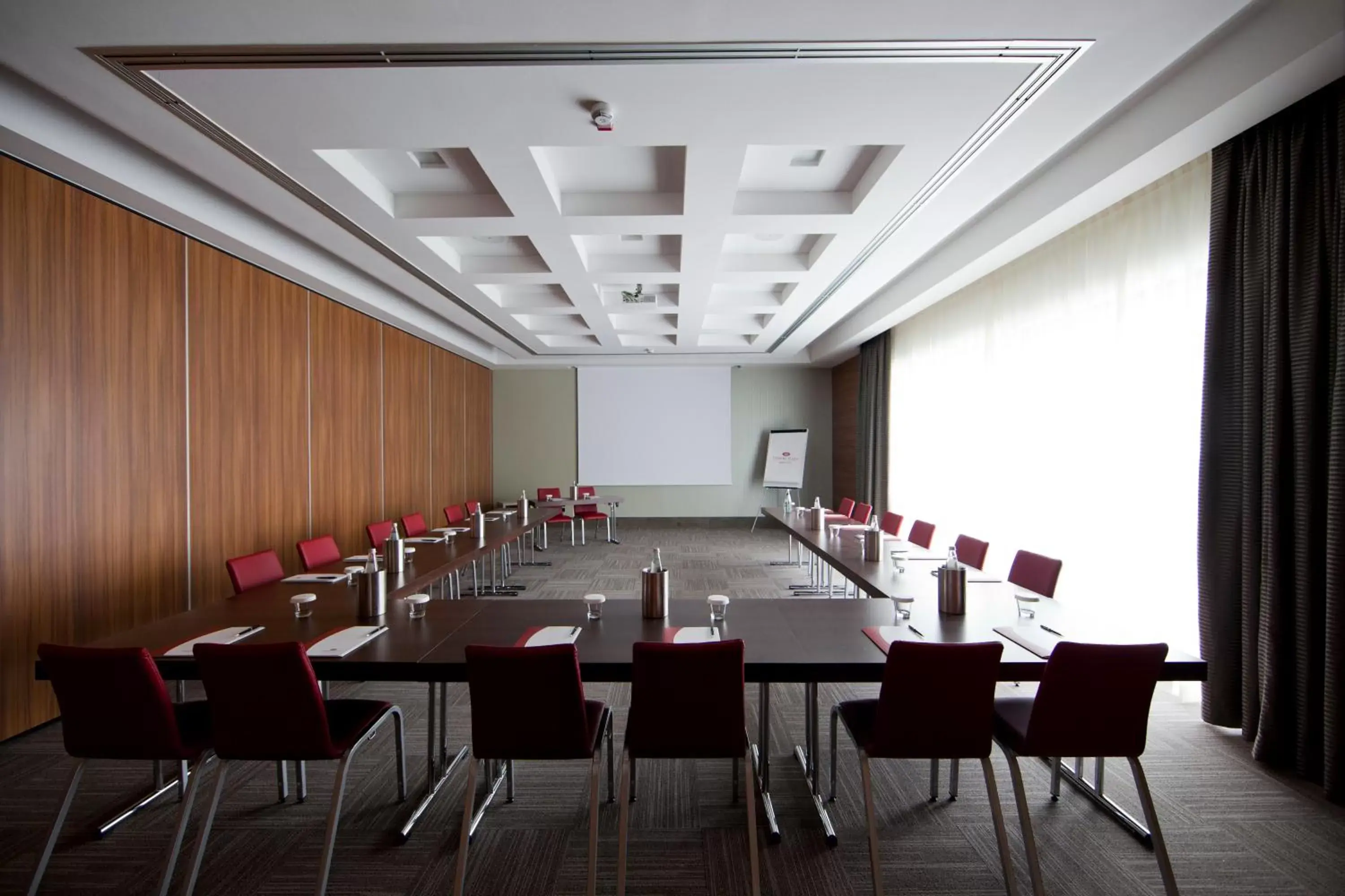 Meeting/conference room in Crowne Plaza Verona Fiera, an IHG Hotel