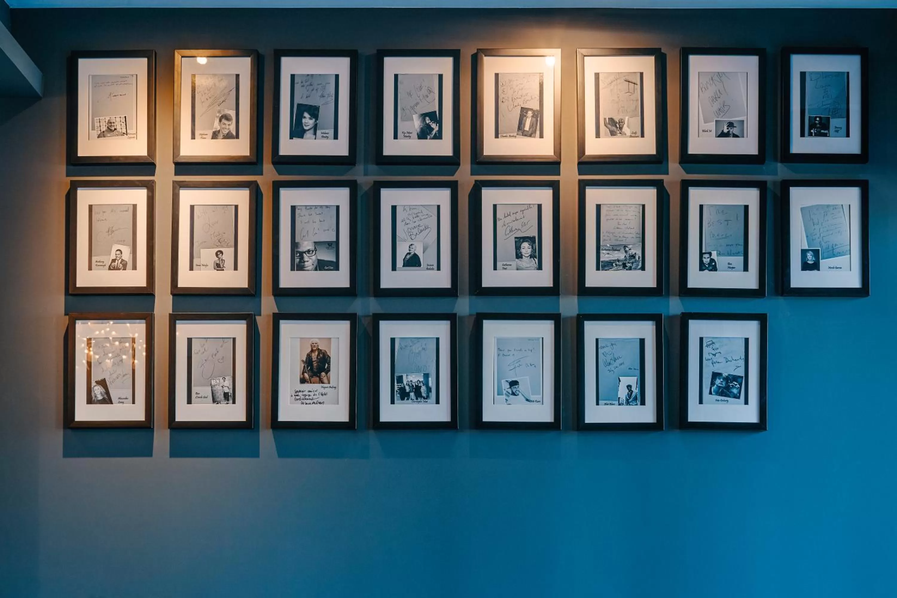 Lobby or reception in Hôtel Mercure Toulon La Seyne-Sur-Mer