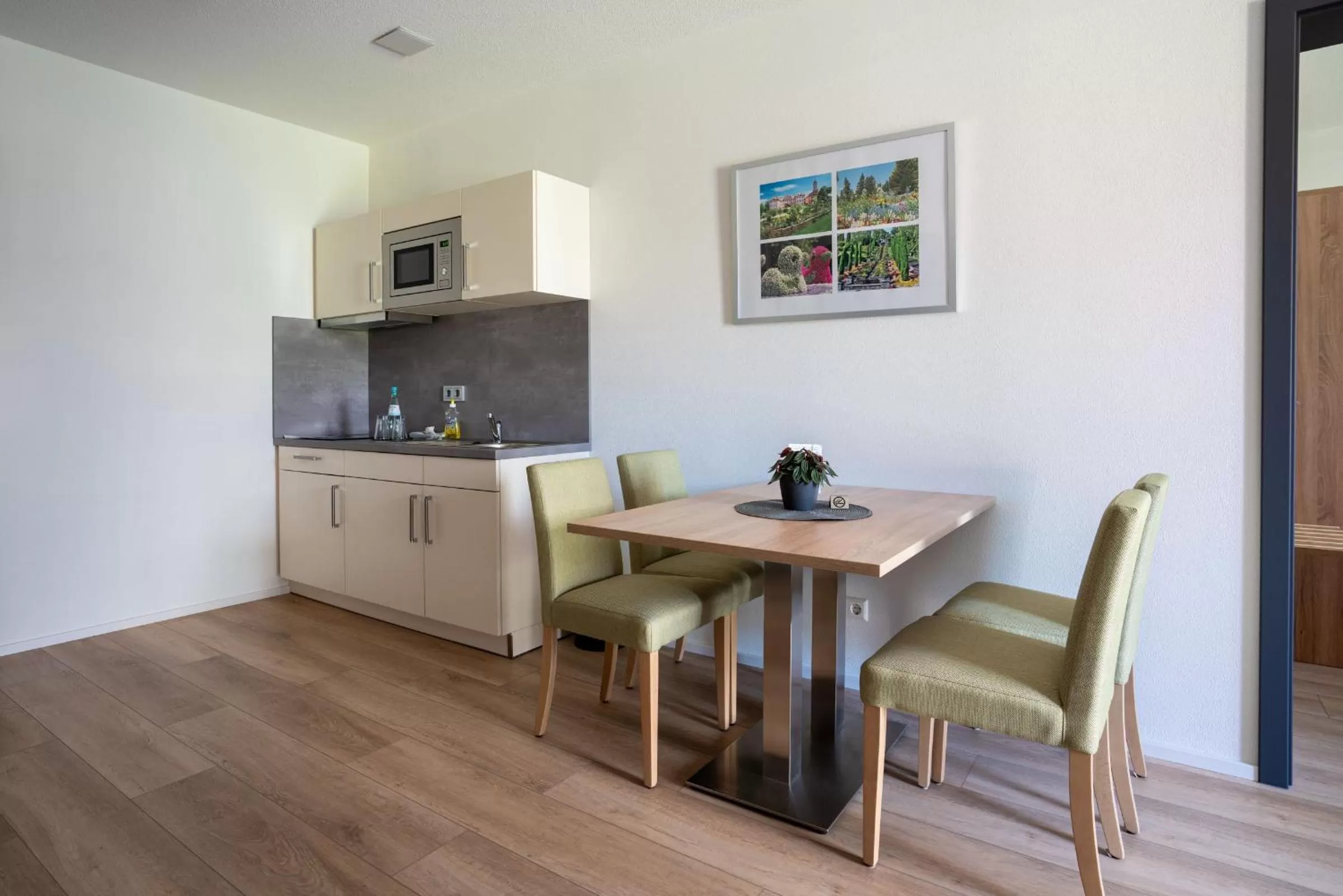 Kitchen or kitchenette in Gasthof Hosbein