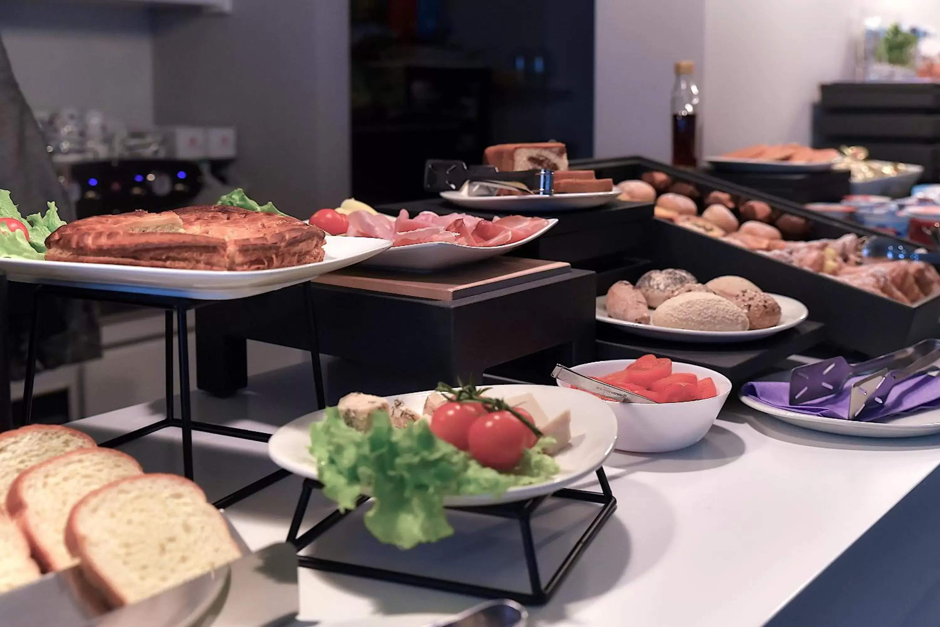 Food and drinks in Le Camp Suite & Spa Food and drinks in Le Camp Suite & Spa