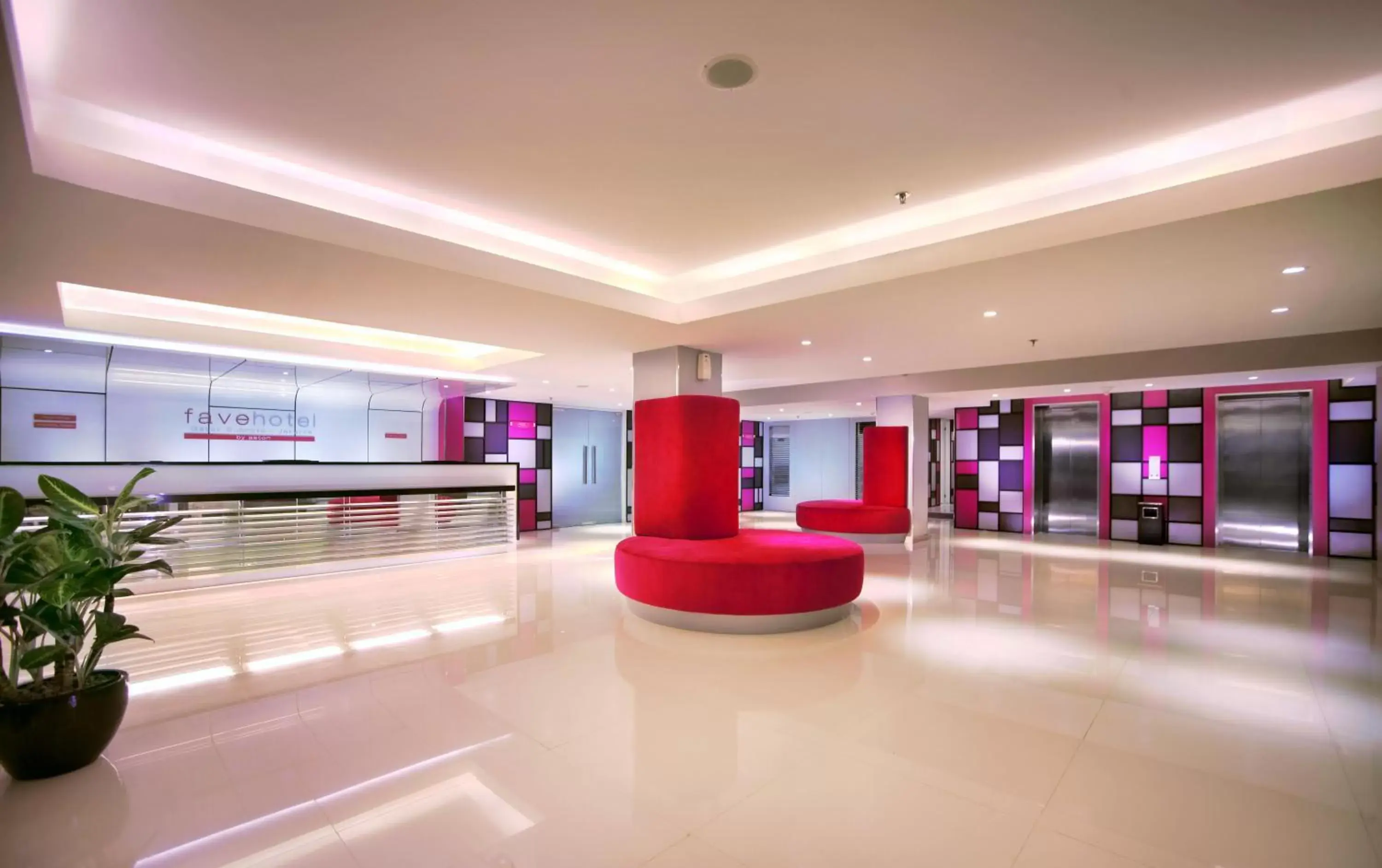 Lobby or reception in favehotel Gatot Subroto Jakarta Lobby or reception in favehotel Gatot Subroto Jakarta