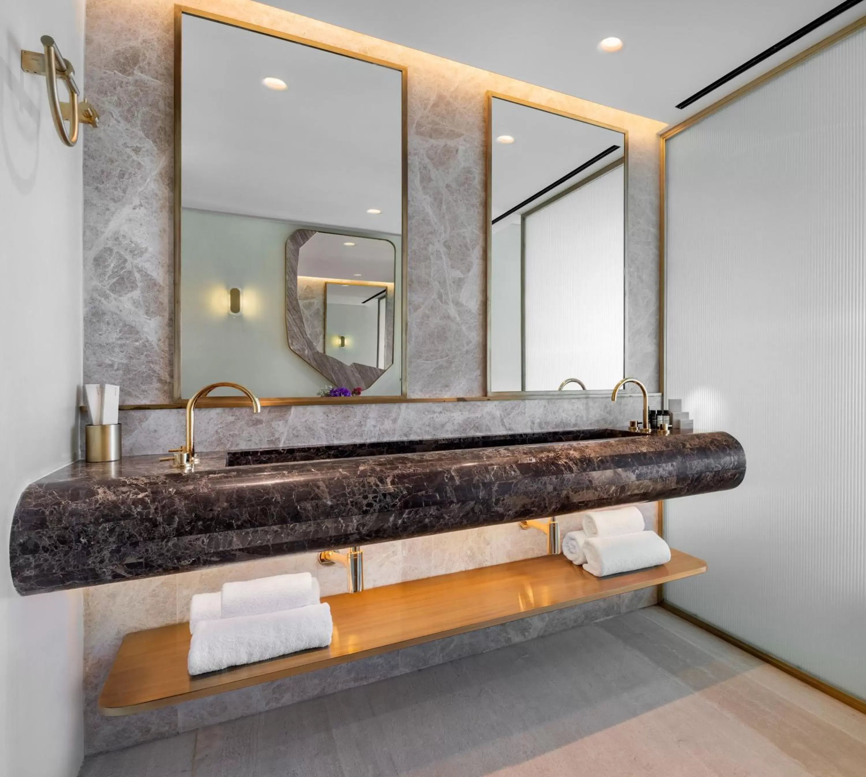 Bathroom in Isla Brown Corinthia Resort & Spa, a member of Brown Hotels