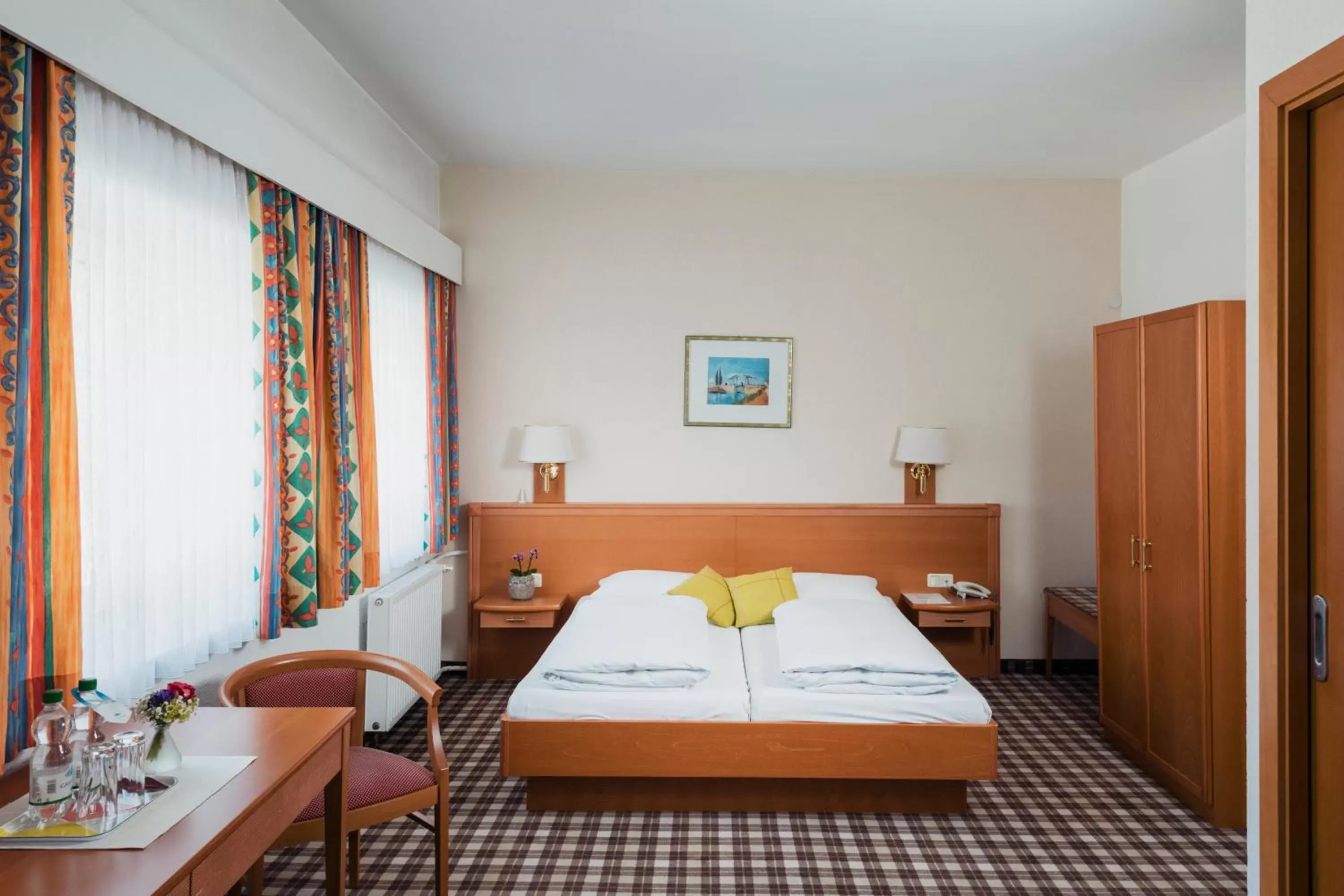 Bed in Hotel Zum Mohren