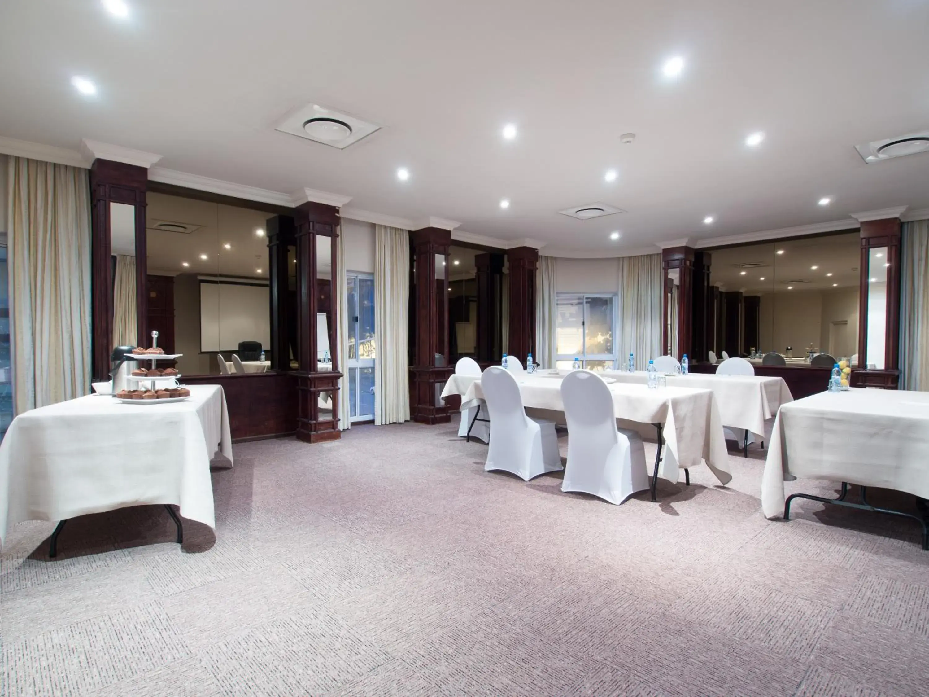 Banquet/Function facilities, Banquet Facilities in Albany Hotel