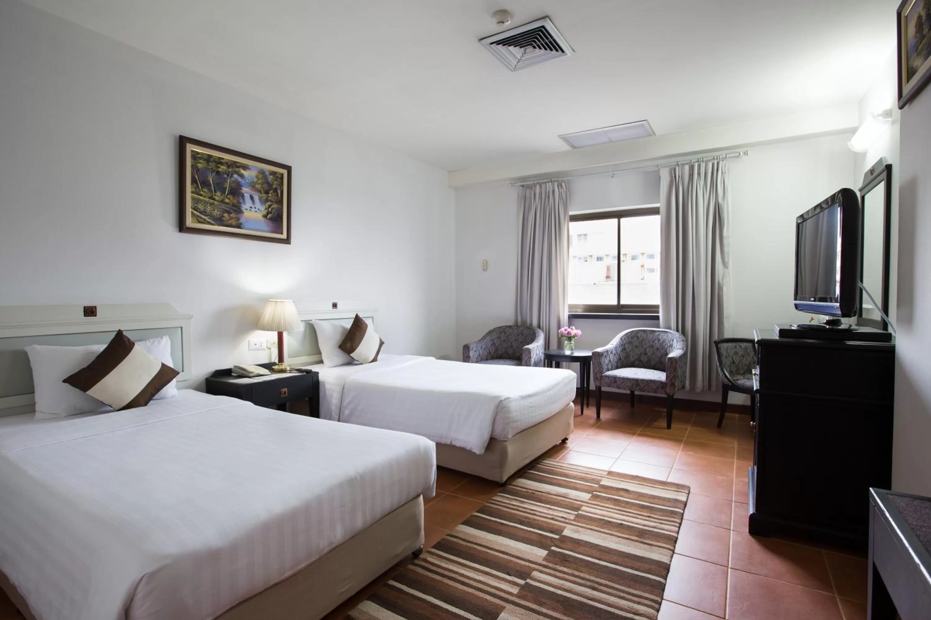 Bed in Night Bazaar Place