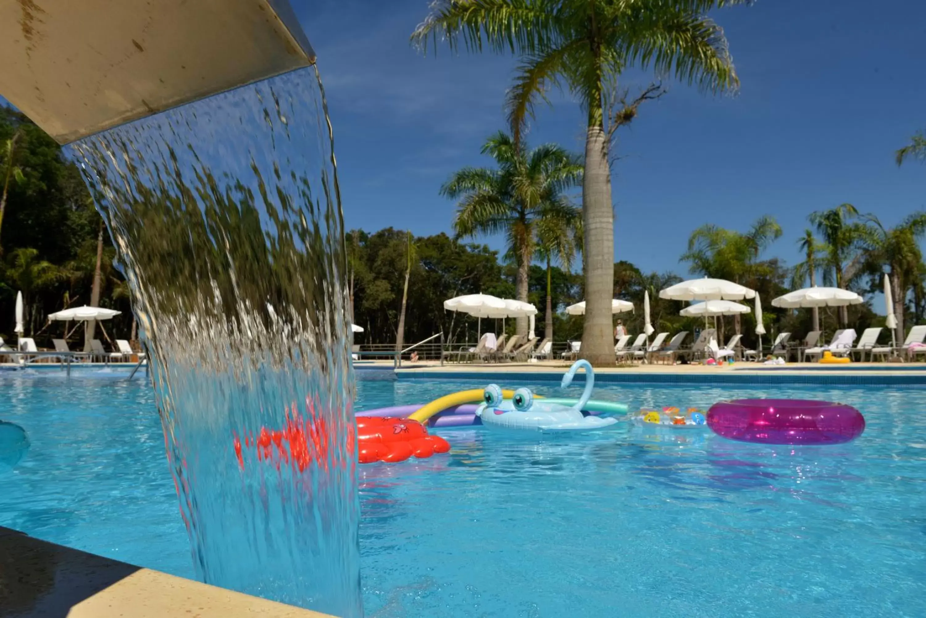 Swimming pool in Falls Iguazú Hotel & Spa Swimming pool in Falls Iguazú Hotel & Spa