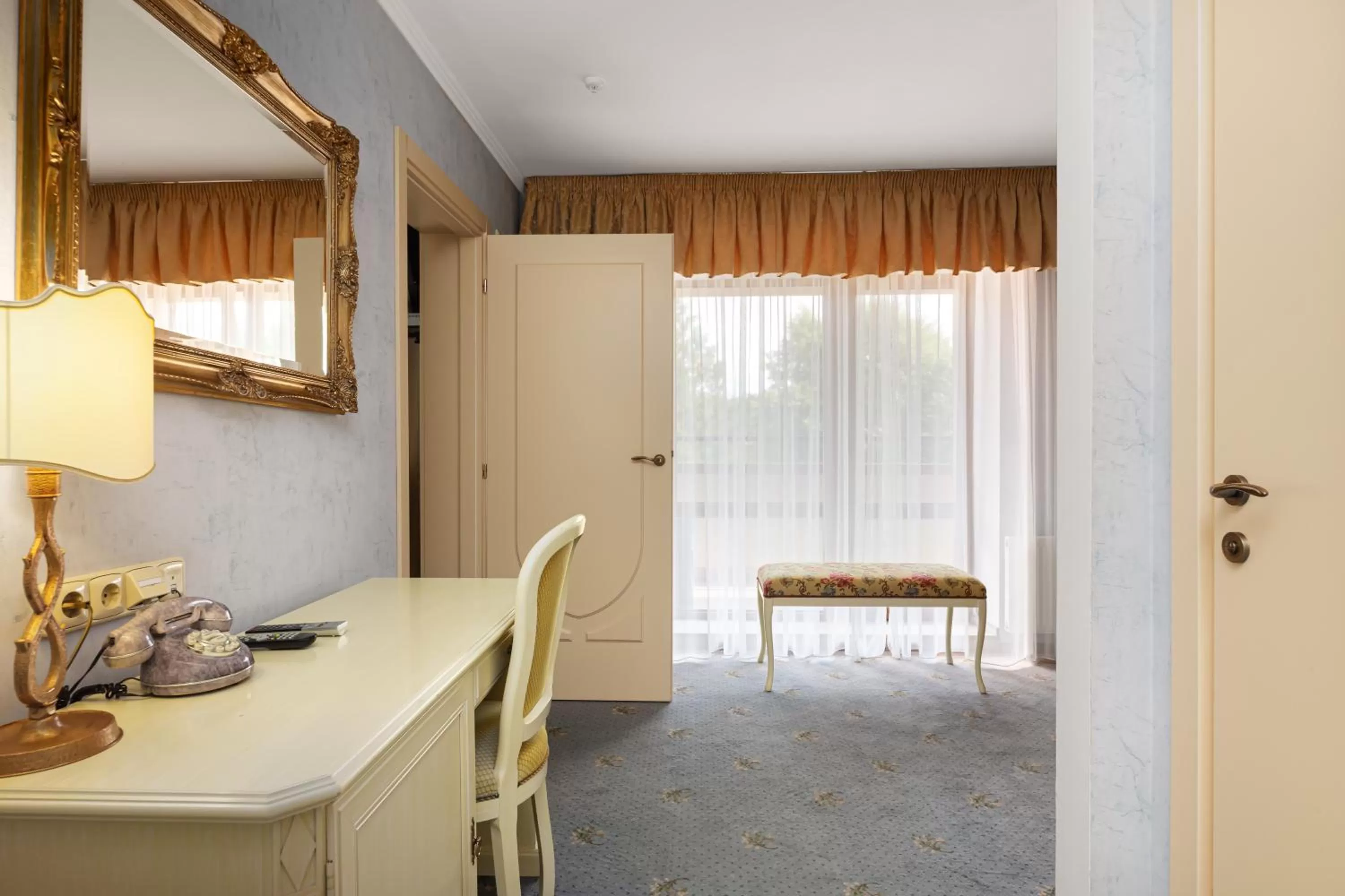 Decorative detail in Edelweiss