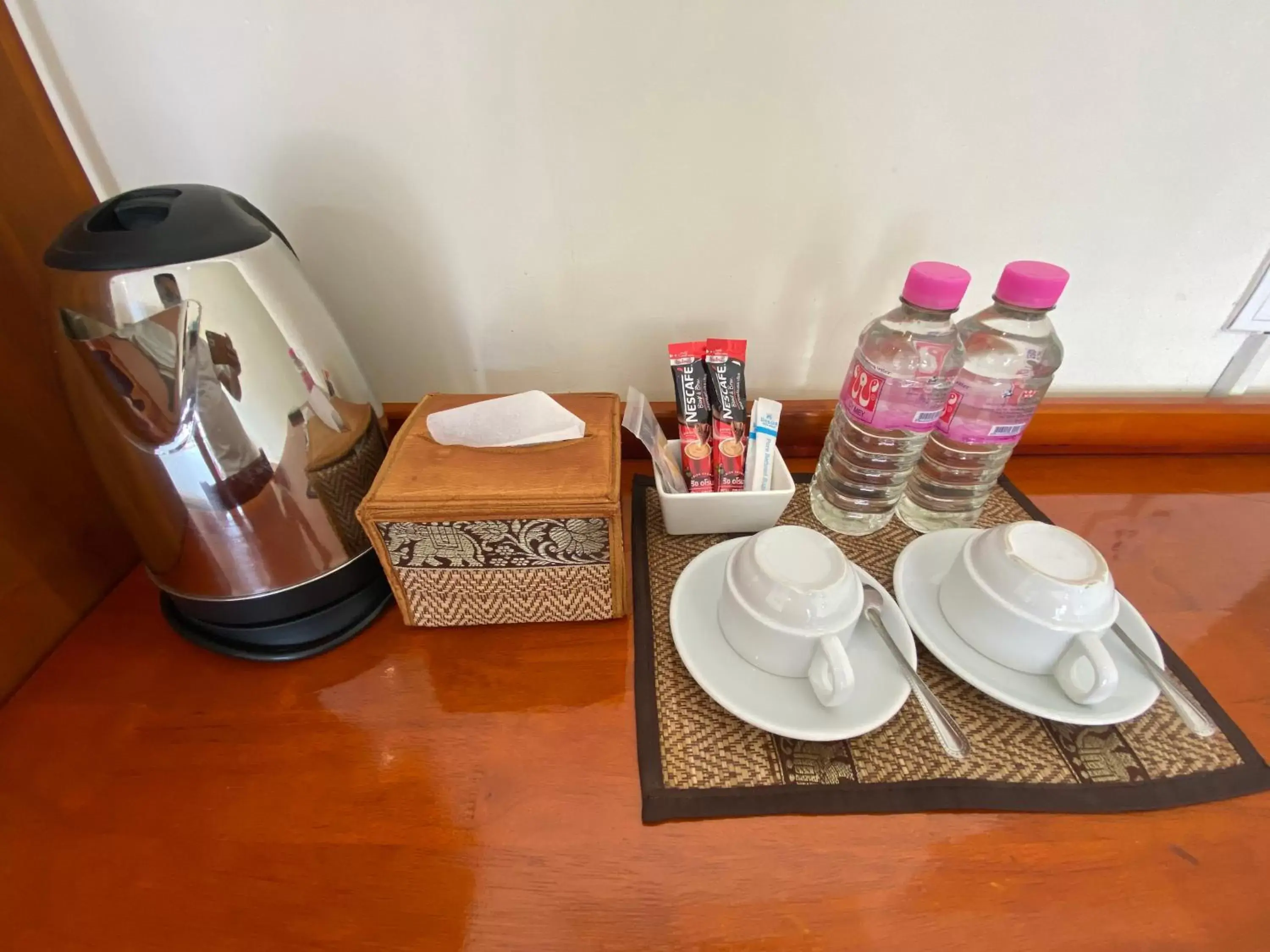 Coffee/tea facilities in Phnom Penh Le Vincent Hotel